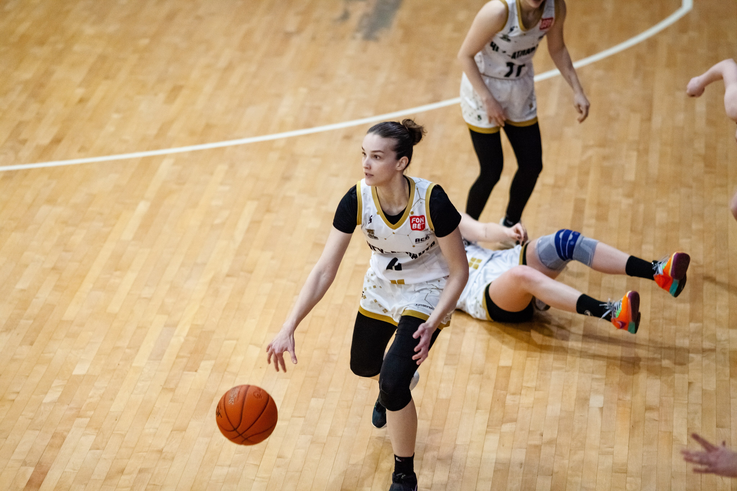 ЧГУ-Атланта — Славянка. Фотография