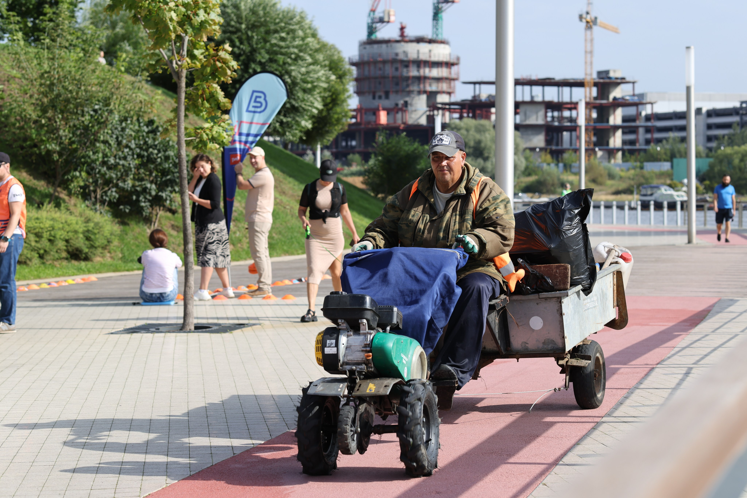 Последний летний старт 5 вёрст Павшинская пойма. Фотограф Сергей Ловкий