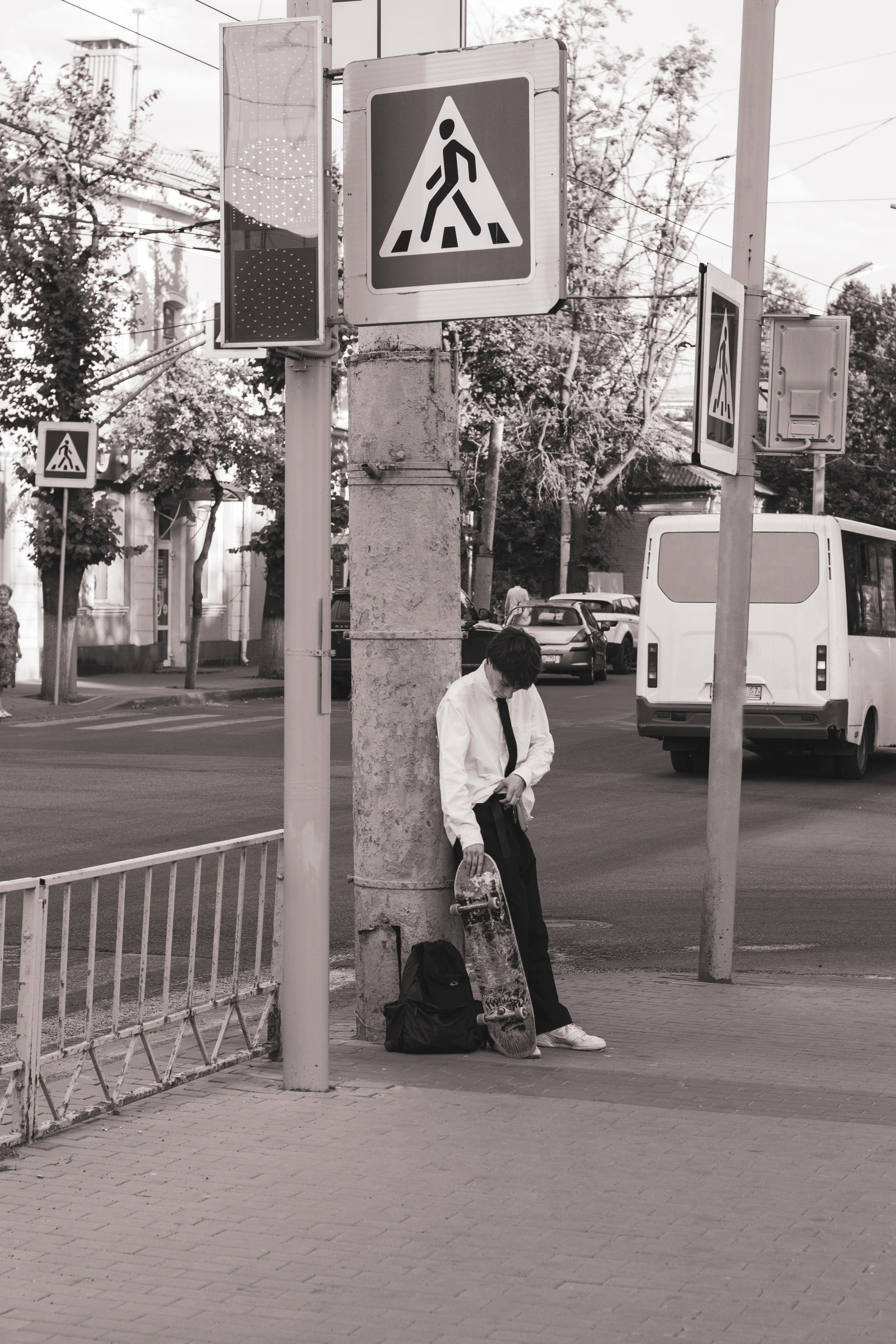 Уличная съемка — Александр. Портретный фотограф в Орле. Готовые фото за 3 дня! Помощь в позировании. Советы по организации