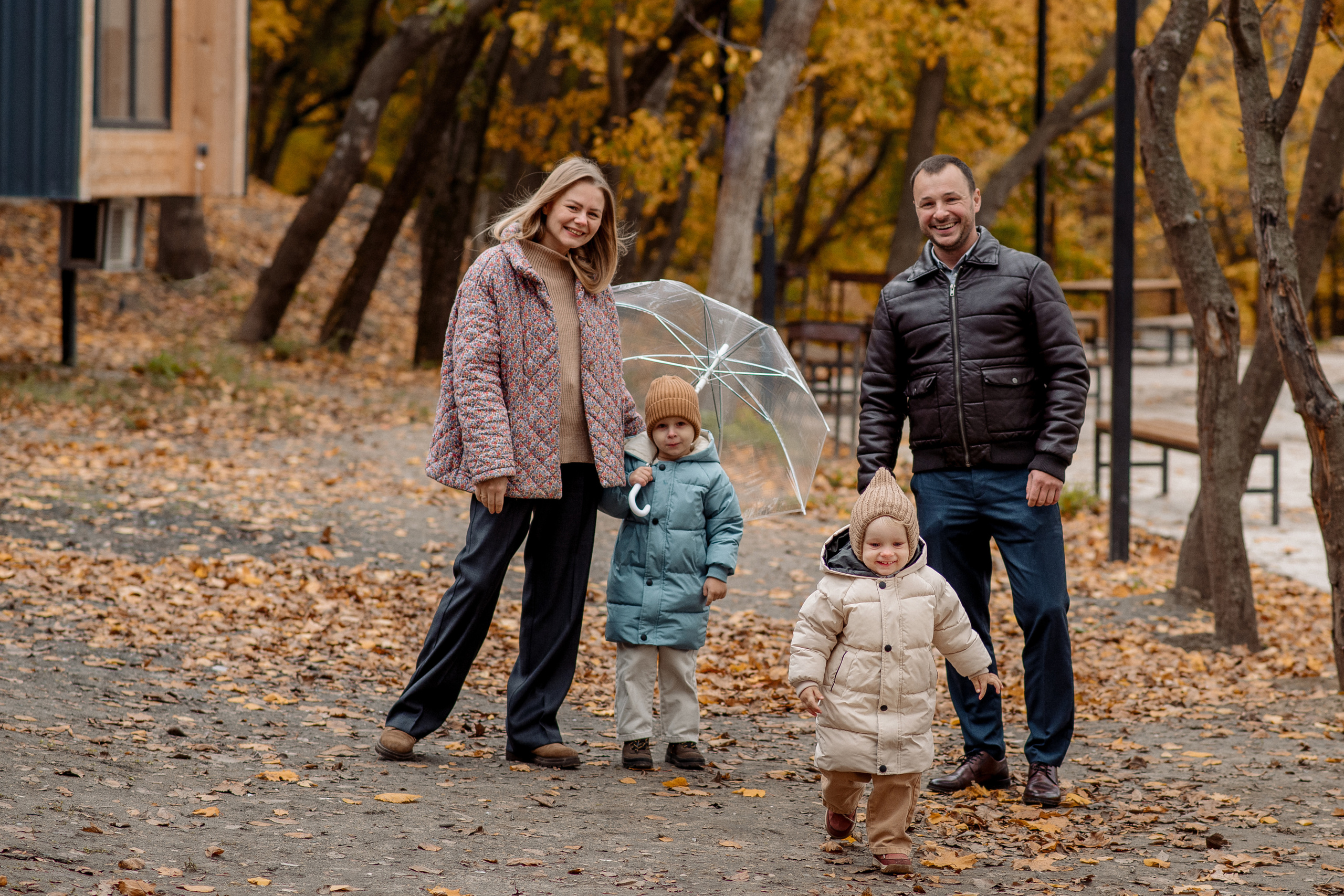Маляевы и осень в Ударнике. Фотограф Мария Стрелкова