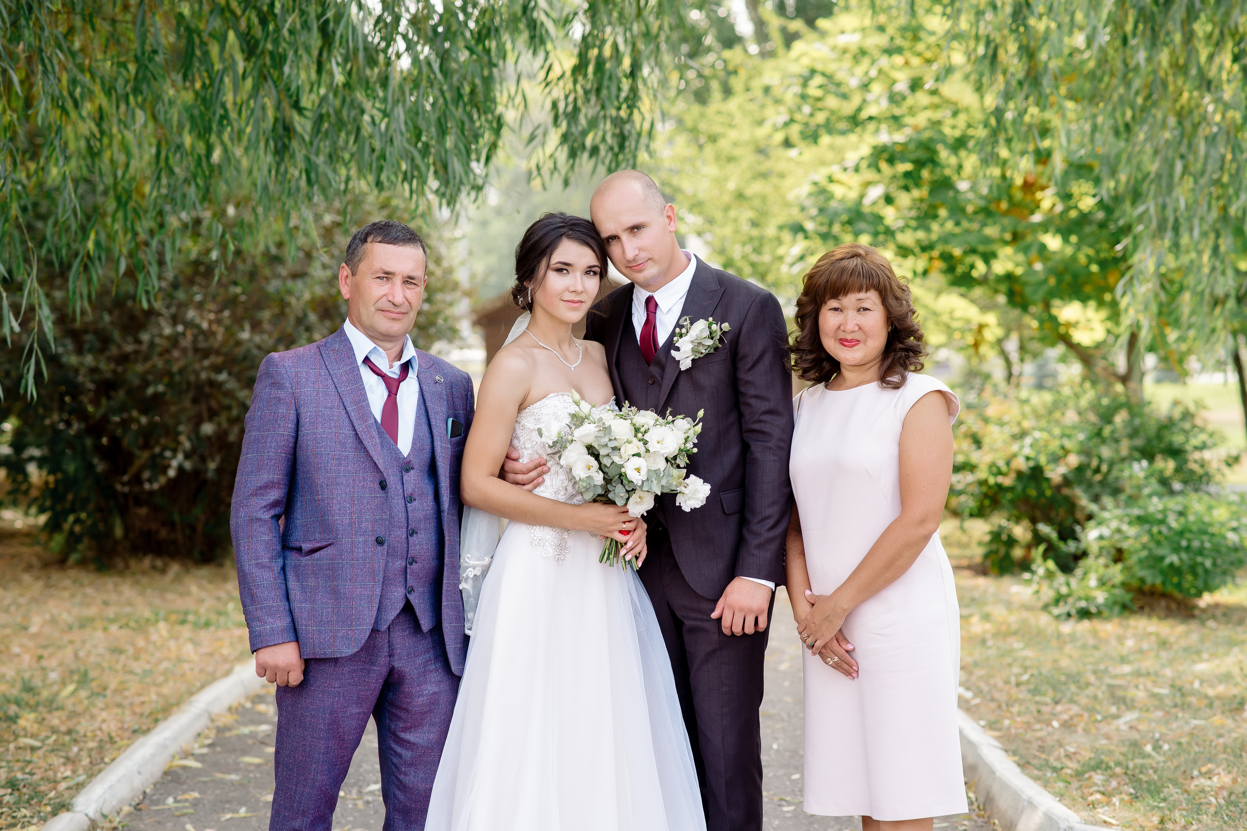 Евгений и Айнагуль. Фотограф Мария Стрелкова