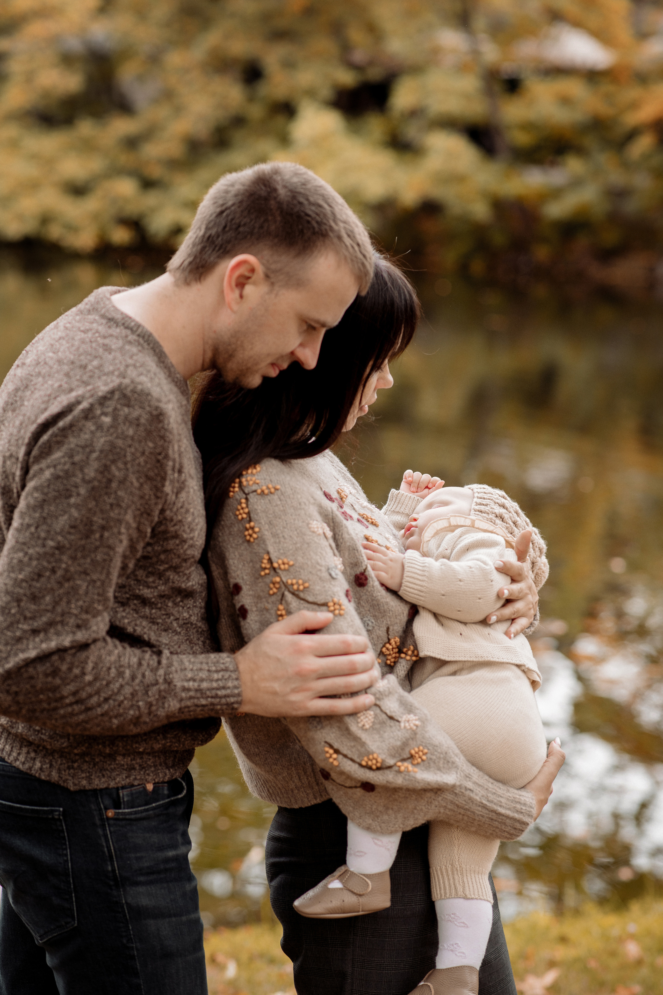 Осенний день, теплые обьятия. Фотограф Мария Стрелкова
