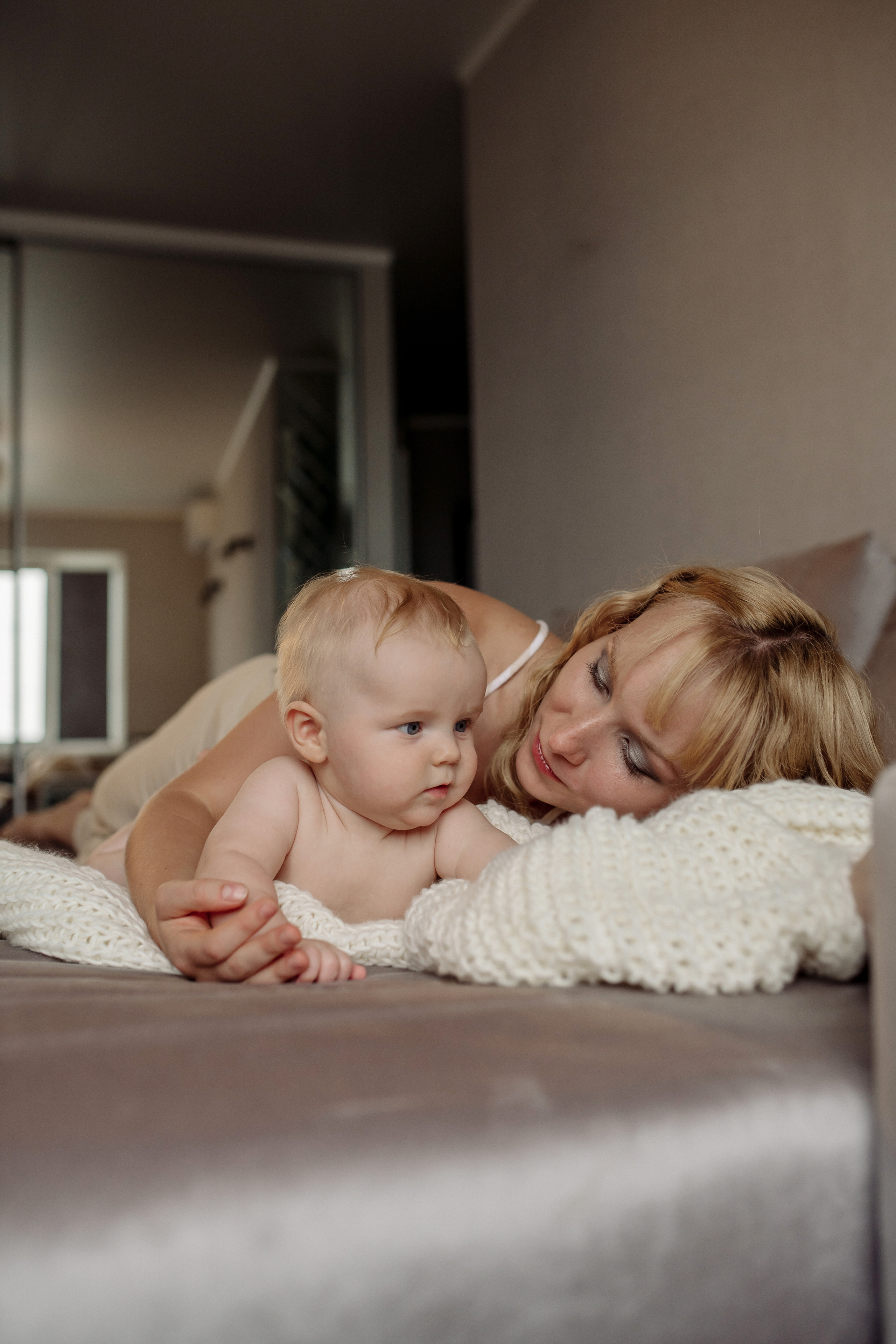 Сашуля и его мама Настя. Фотограф Мария Стрелкова