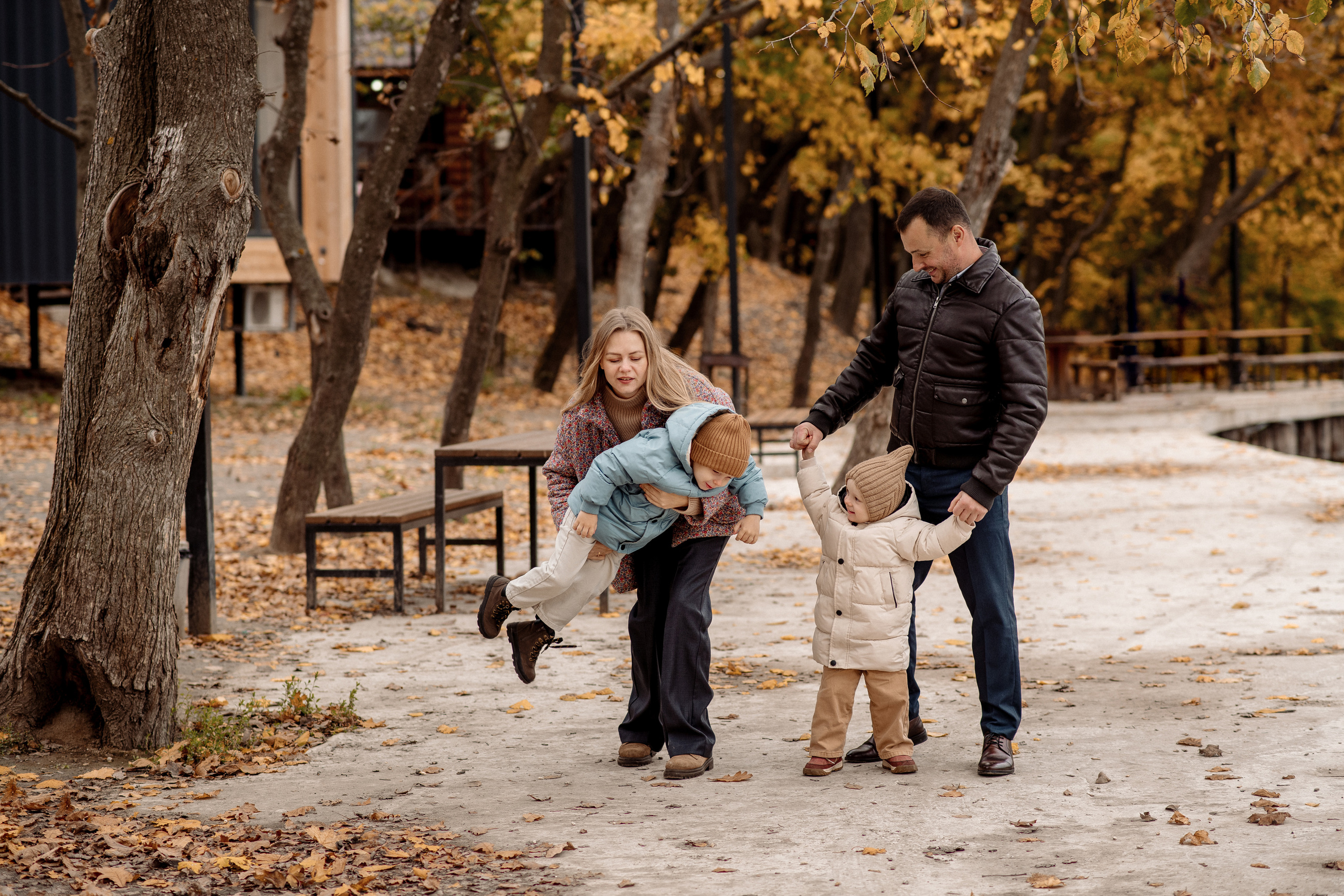 Маляевы и осень в Ударнике. Фотограф Мария Стрелкова