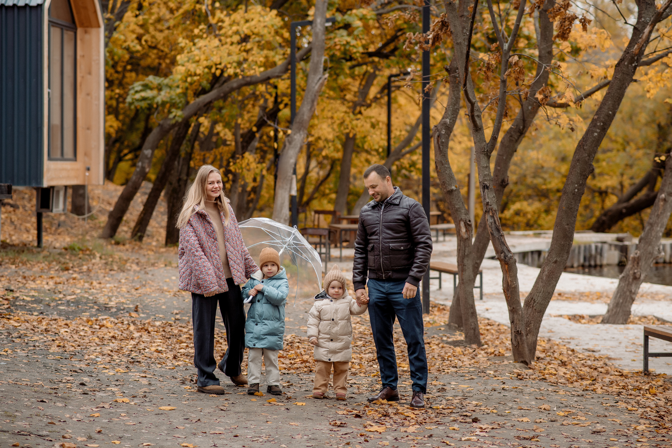 Маляевы и осень в Ударнике. Фотограф Мария Стрелкова