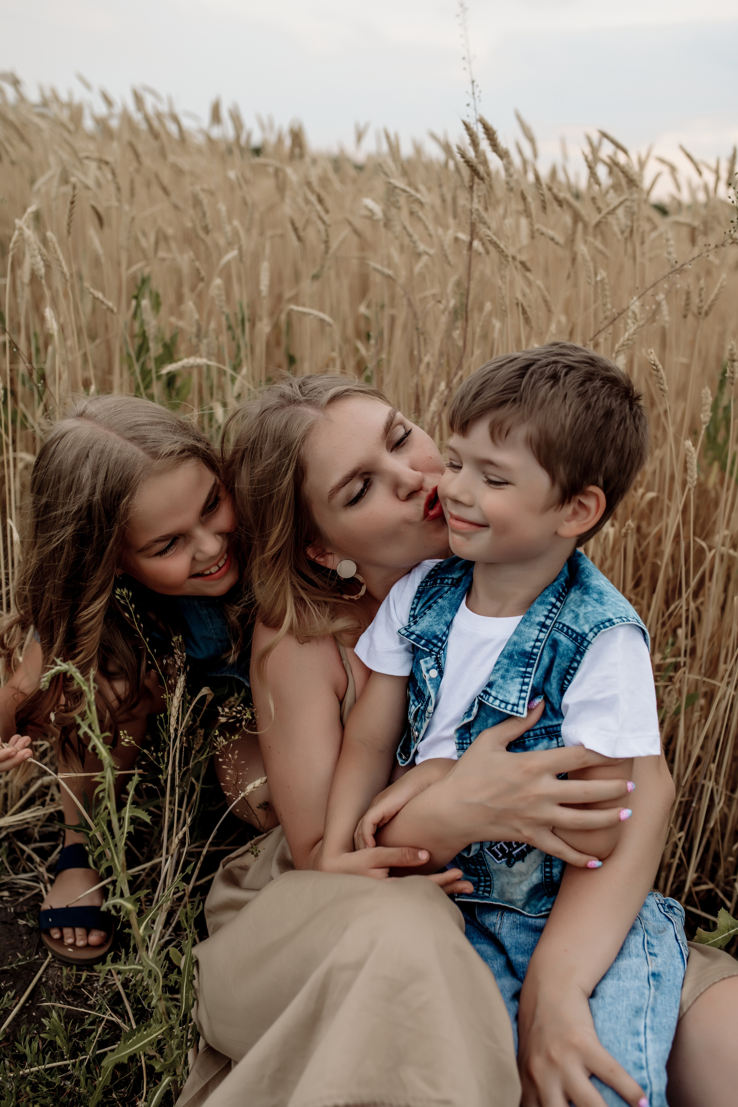 Летняя прогулка в полях. Фотограф Мария Стрелкова