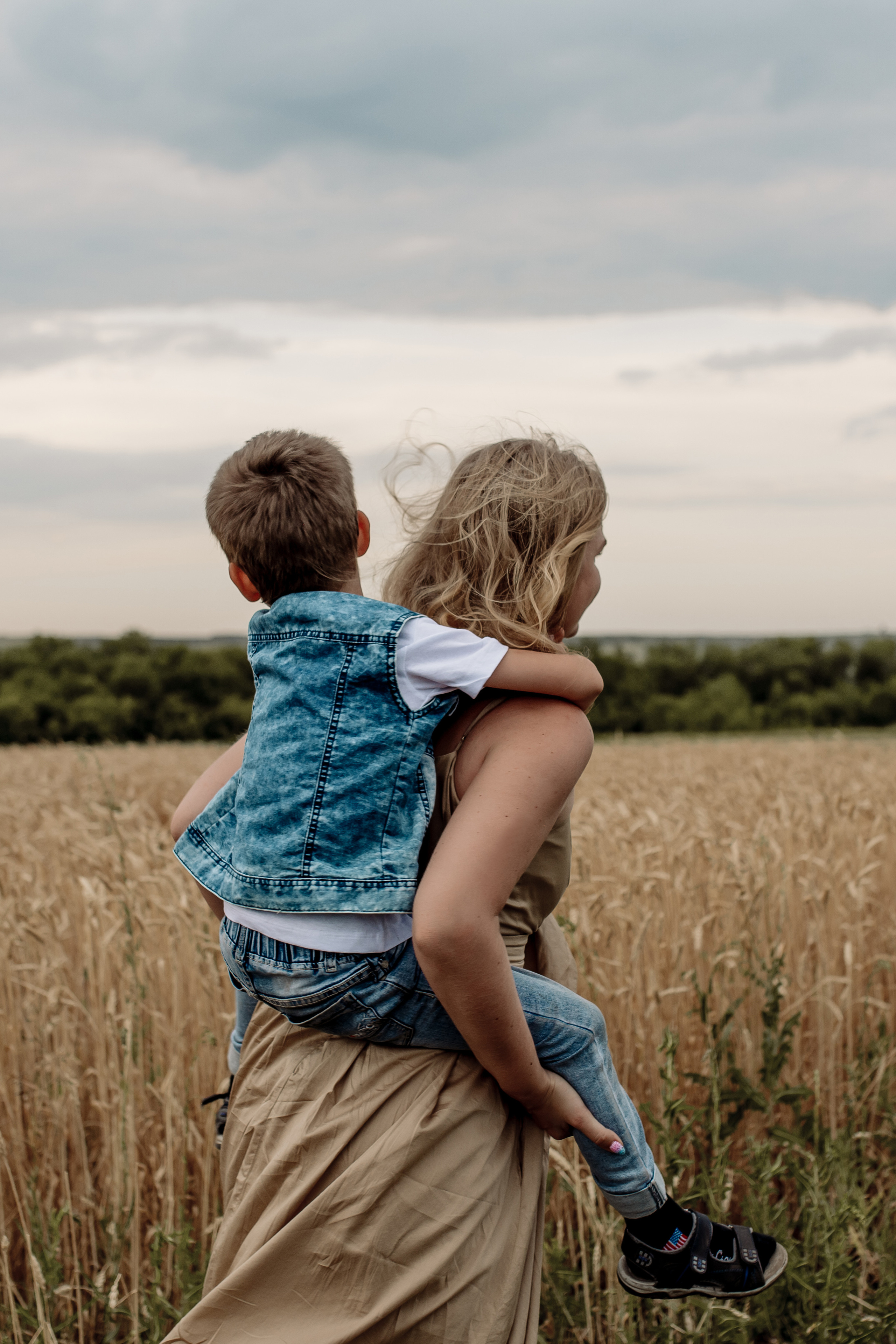 Летняя прогулка в полях. Фотограф Мария Стрелкова
