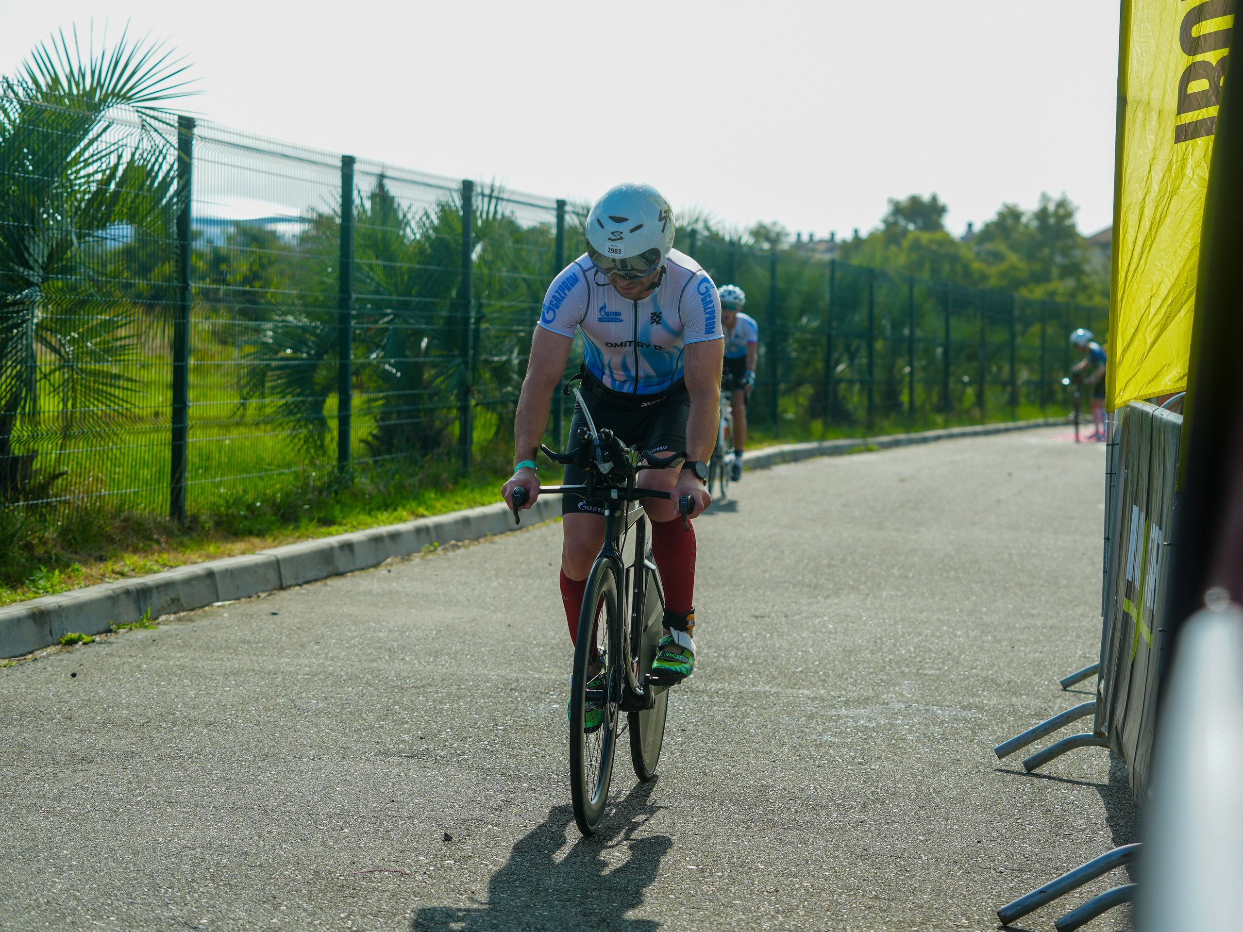 Фотоотчет партнерской интеграции для компании TELE2 на фестивале Ironstar. Репортажный фотограф в Красной Поляне и Сочи Павлюченко Екатерина