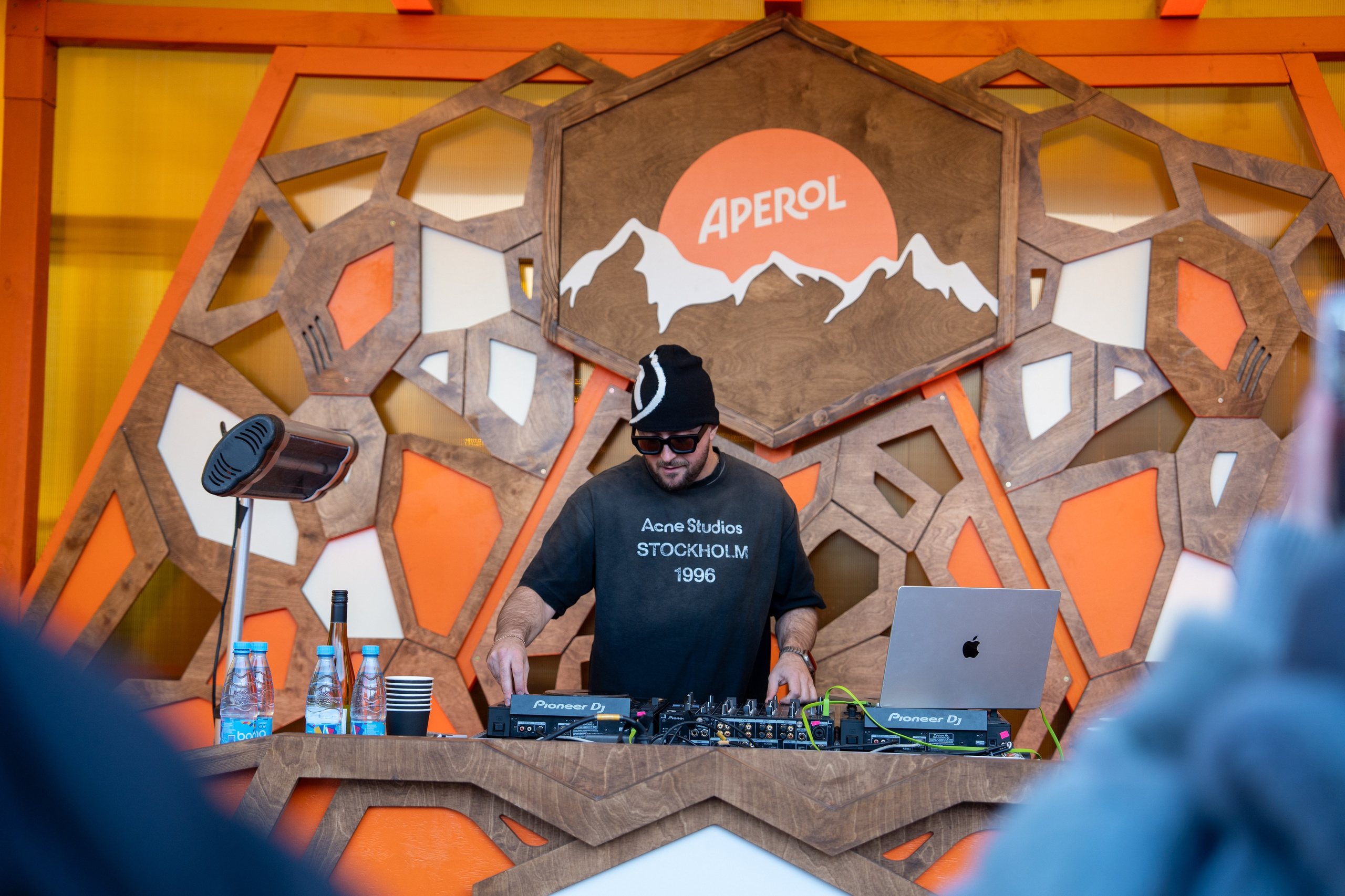 Фотоотчет партнерской интеграции Aperol Spritz на Роза Фест 2025. Репортажный фотограф в Красной Поляне и Сочи Павлюченко Екатерина