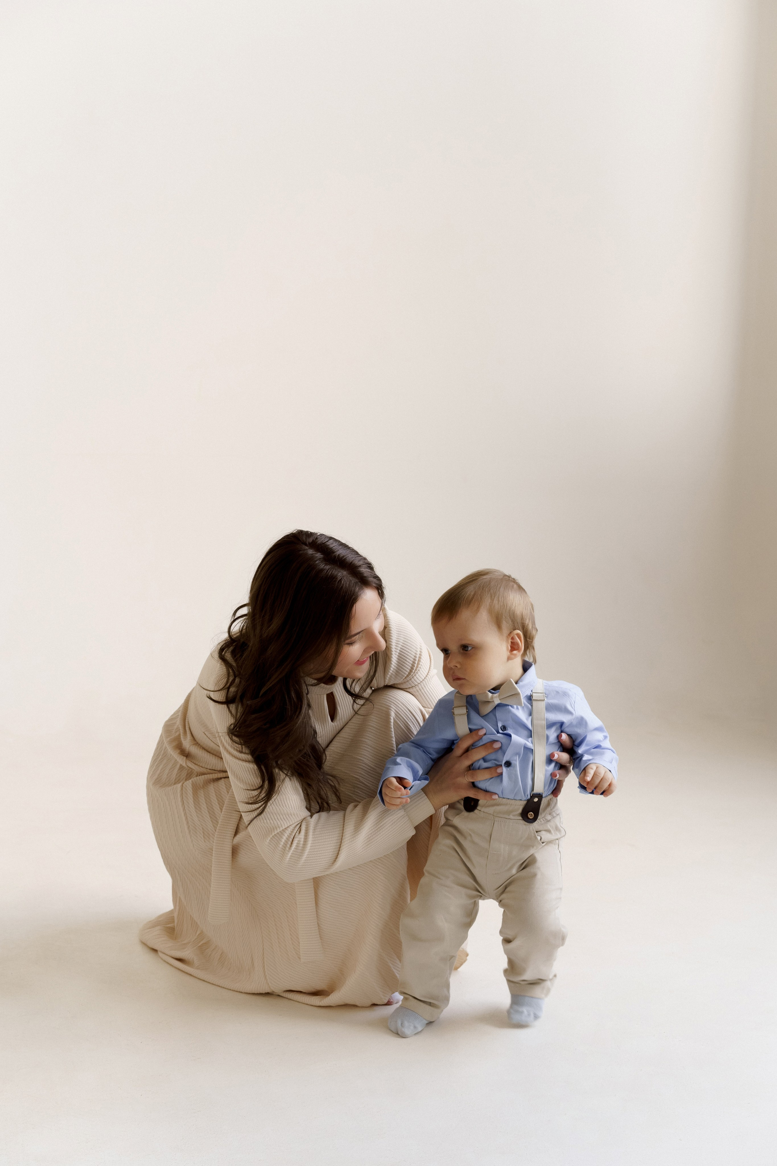 Первый годик. Моменты и истории о вас настоящих