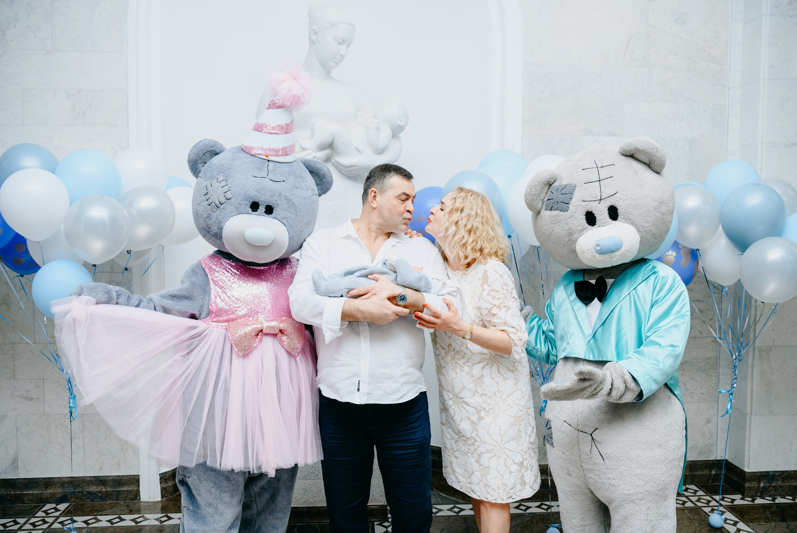Выписка Владимира. Снегиревка. Фотограф на выписку из роддома в Москве и МО