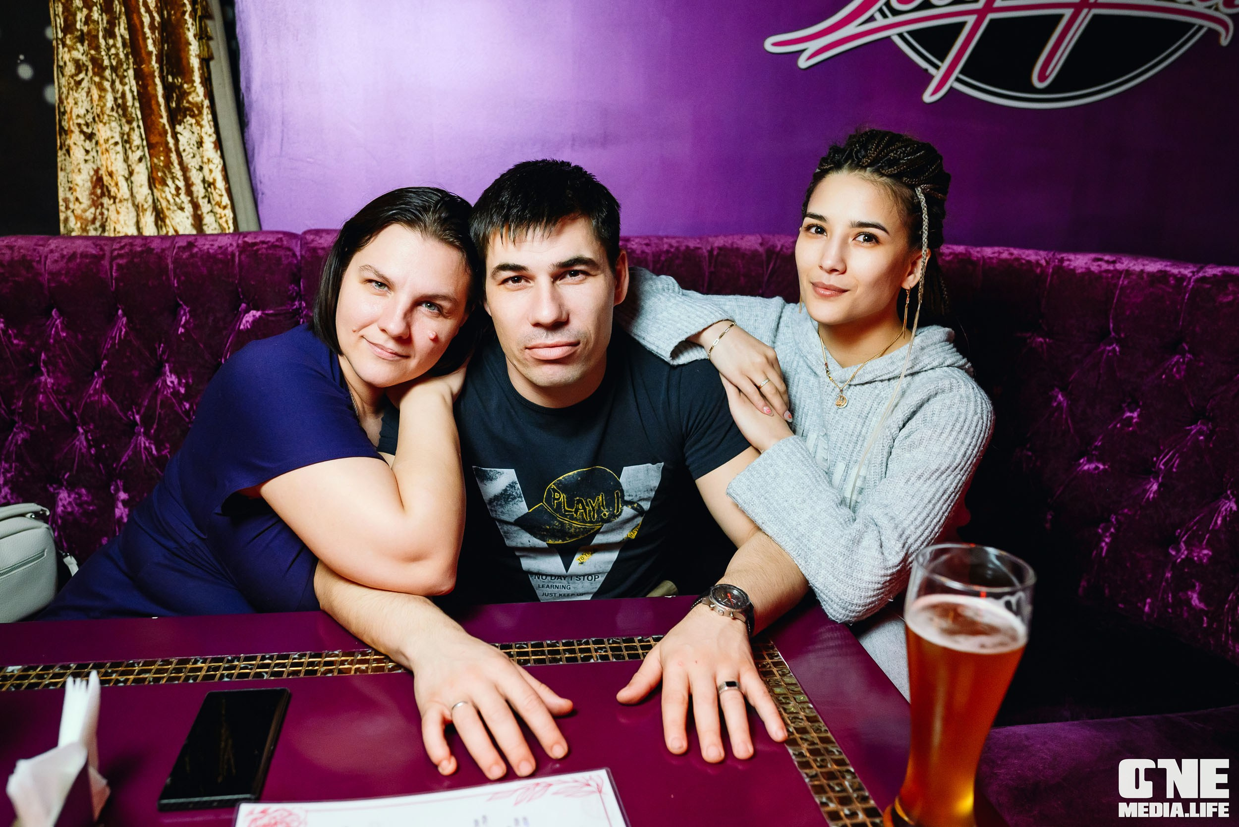 Фотоотчет из караоке-клуба Эйфория. One Media Life: фоторепортажи, фотоотчеты с мероприятий и заведений