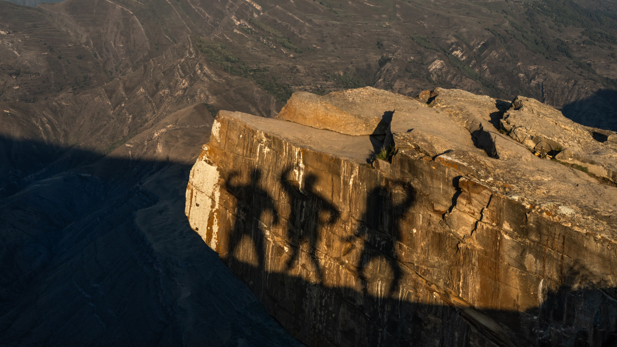 ДАГЕСТАН. ПОБУДЬ ЗДЕСЬ И ЦЕЛЕЕ БУДЕТ ЭТОТ МИР
