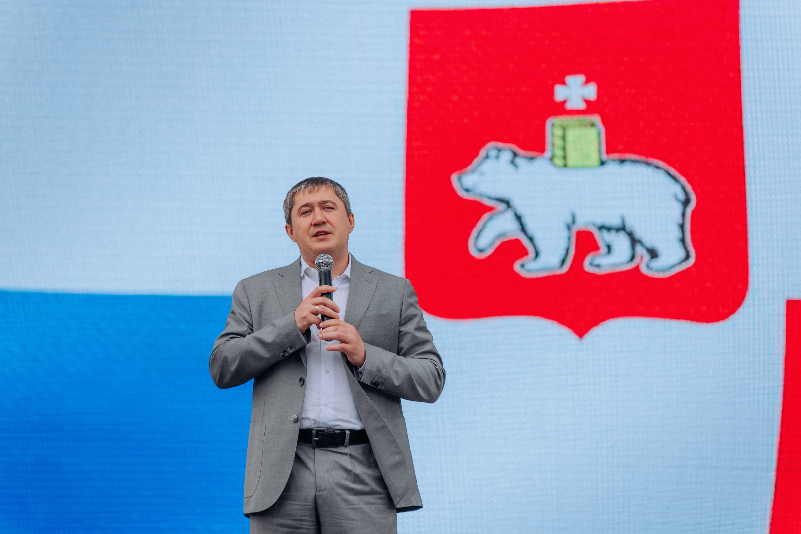 Краевой выпускной 2023. Фотосъемка свадебных, семейных и корпоративных мероприятий в Перми