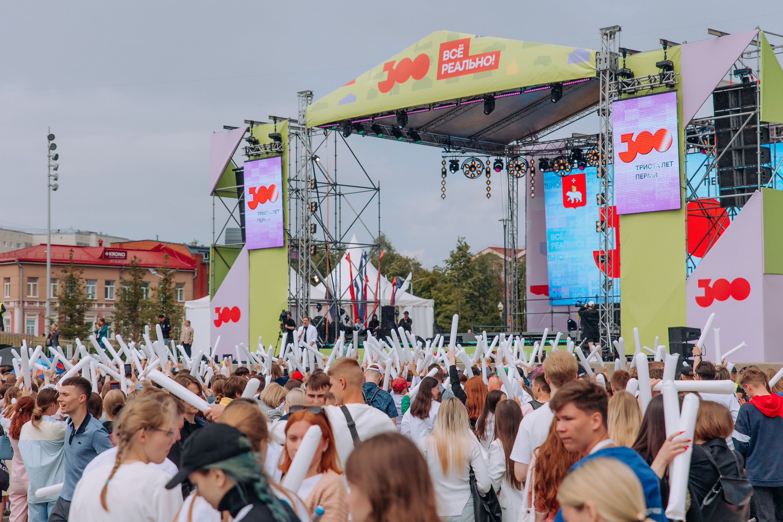 Краевой выпускной 2023. Фотосъемка свадебных, семейных и корпоративных мероприятий в Перми