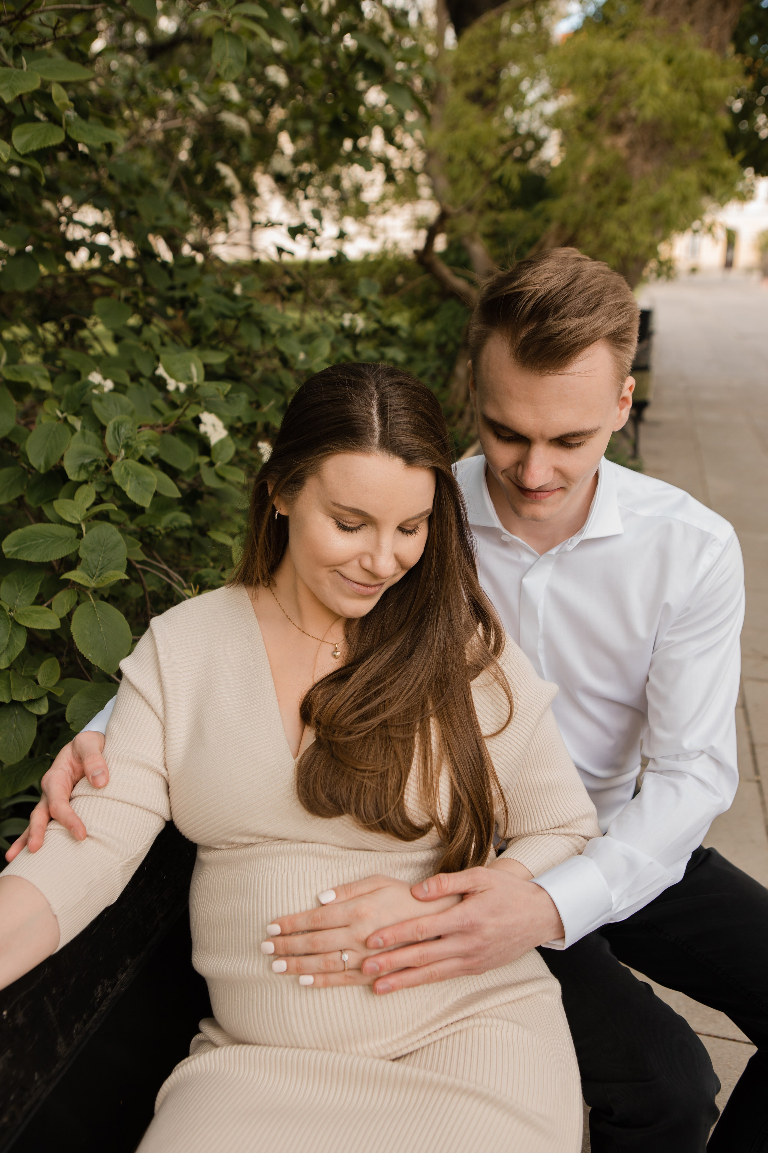 Семейная фотосессия Андрея и Марии. Видеосъемка и фотосъемка свадеб. Фотограф и оператор на свадьбу. Видеосъемка подкастов, собственная видео-фотостудии. Предметная фотосъемка