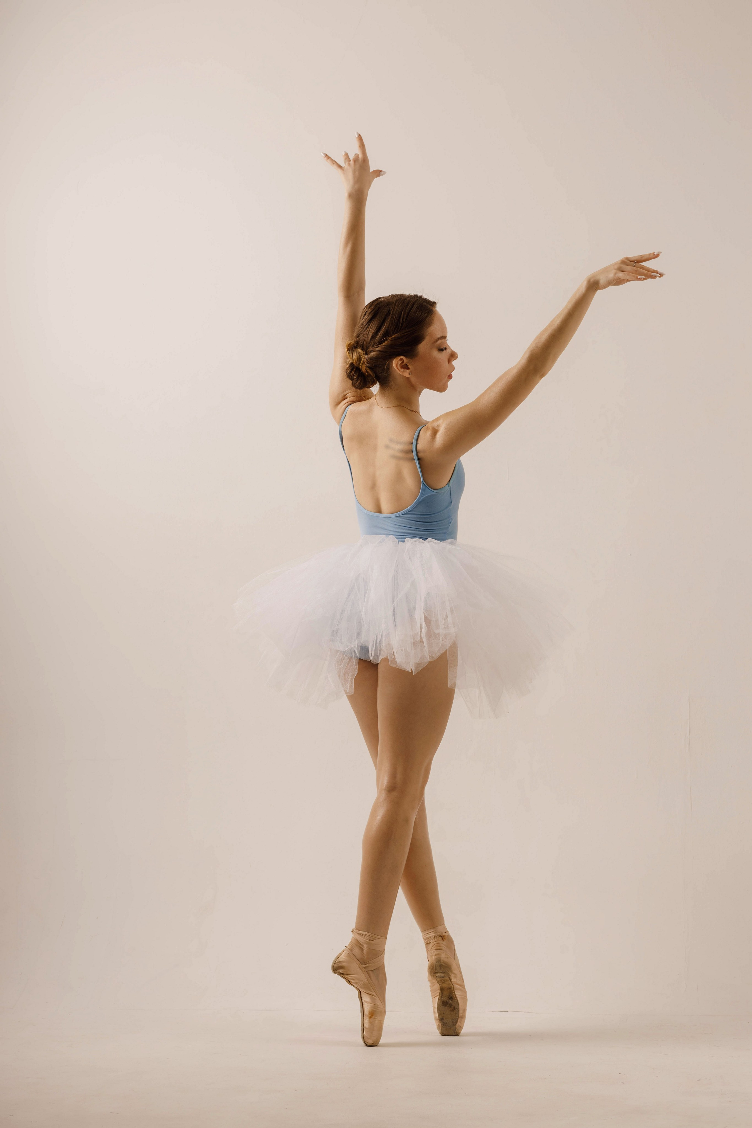 Студийная фотосессия танцовщицы Лены. Портретный и репортажный фотограф в Чебоксарах Андриян Чаркин