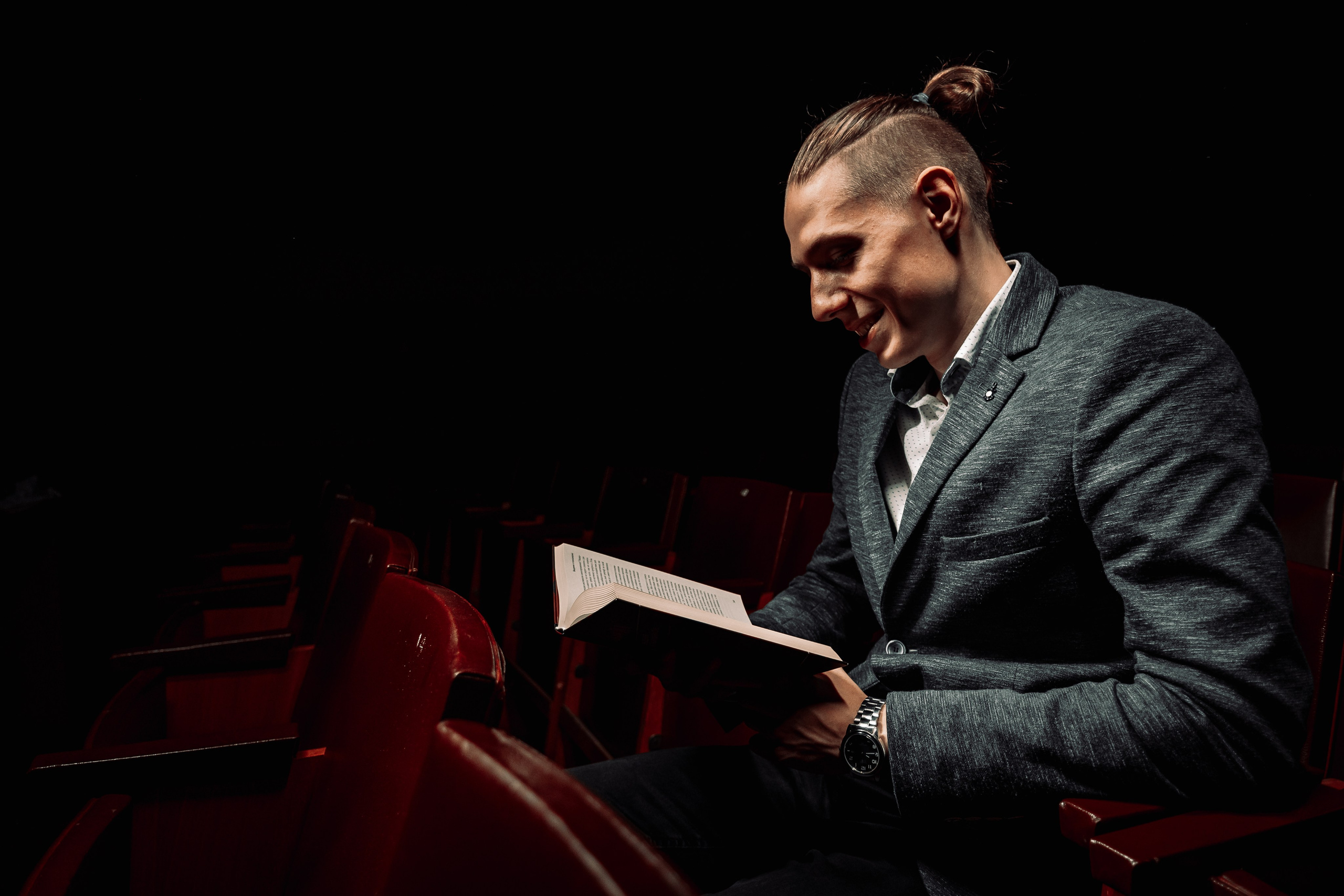 Илья 🎭 Театрал. Антон Непочатых — Большой мужской фотограф