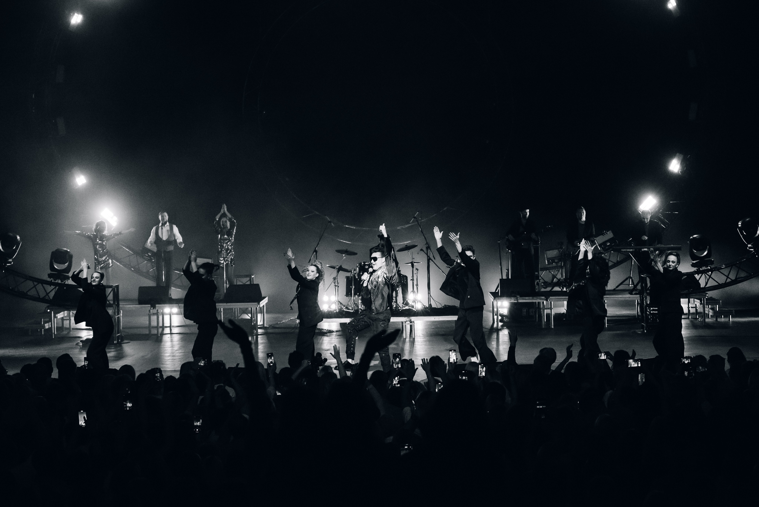 Дискотека 80-90-2000х — «Имена на все времена», Крокус Сити Холл. Бренд-фотограф для экспертов и блогеров в Москве Влада Горбовская