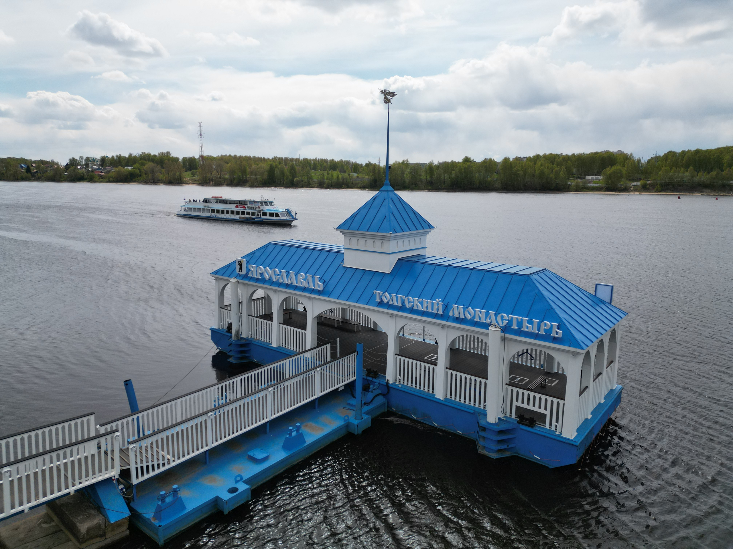 Аэросъёмка в Ярославле дрон квадрокоптер — портфолио Грибов Медиа. Фото и видеосъёмка в Ярославле | Грибов Медиа контент студия  — от 2500 ₽/час