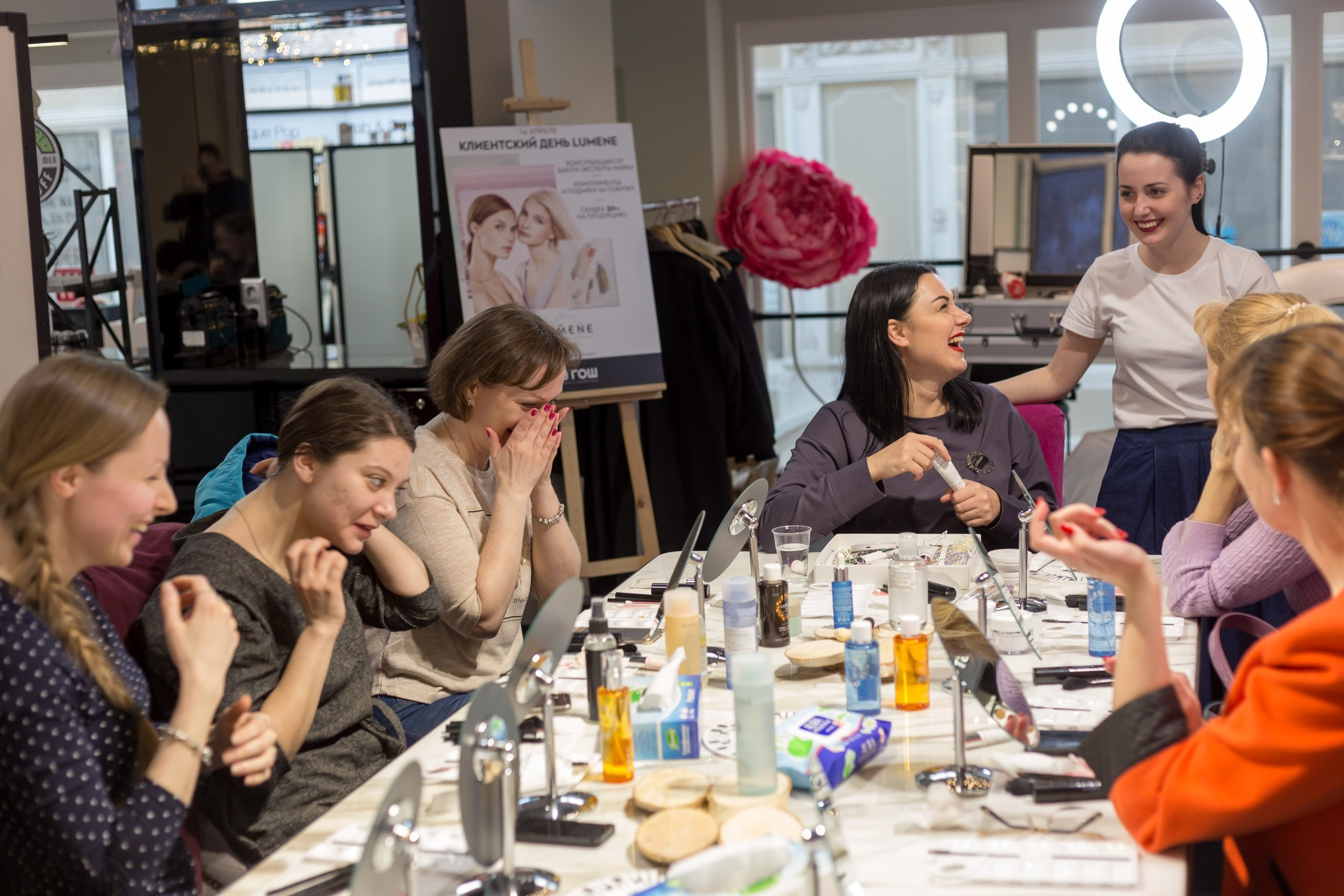 Креативное пространство Рив Гош Пассаж. Свадебный и Репортажный фотограф в Санкт-Петербурге