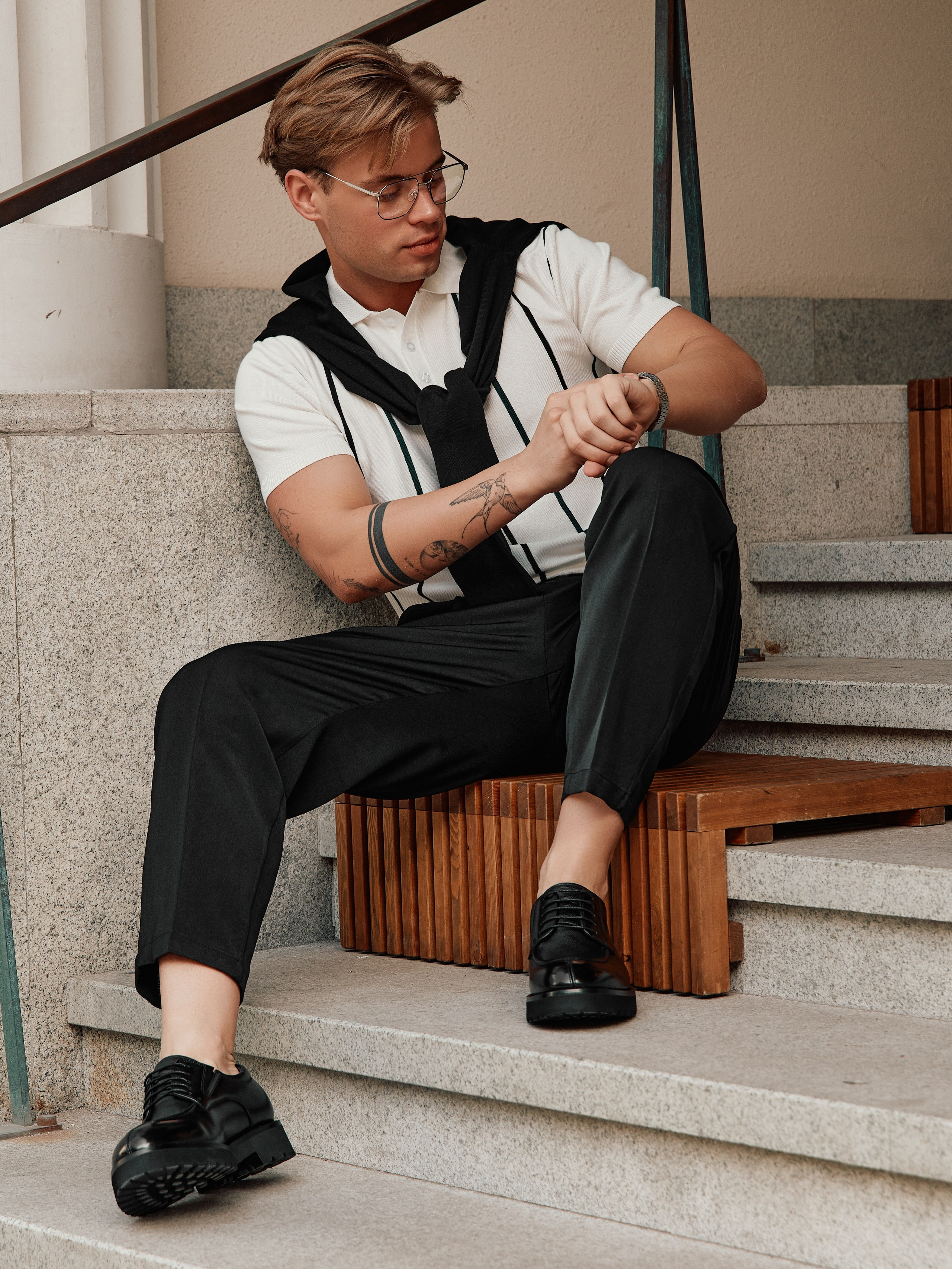 Обувь мужская. Фотограф для маркетплейсов в Москве