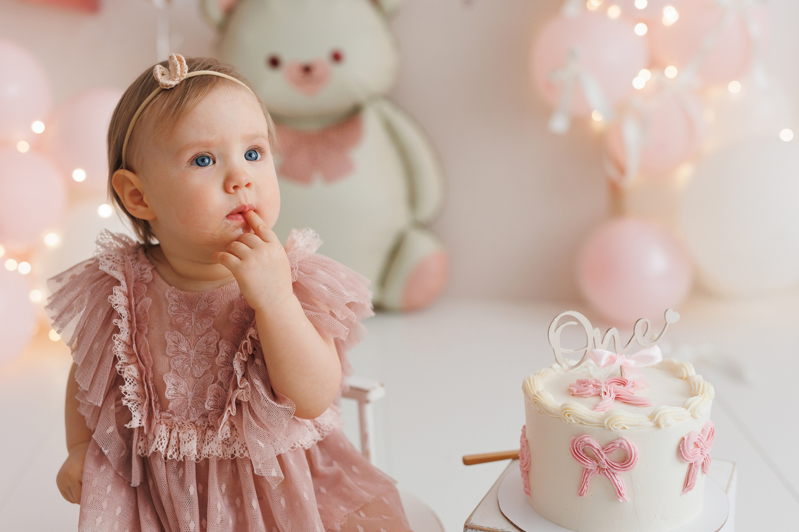Годики девочки. Профессиональная детская и семейная фотостудия в Краснодаре