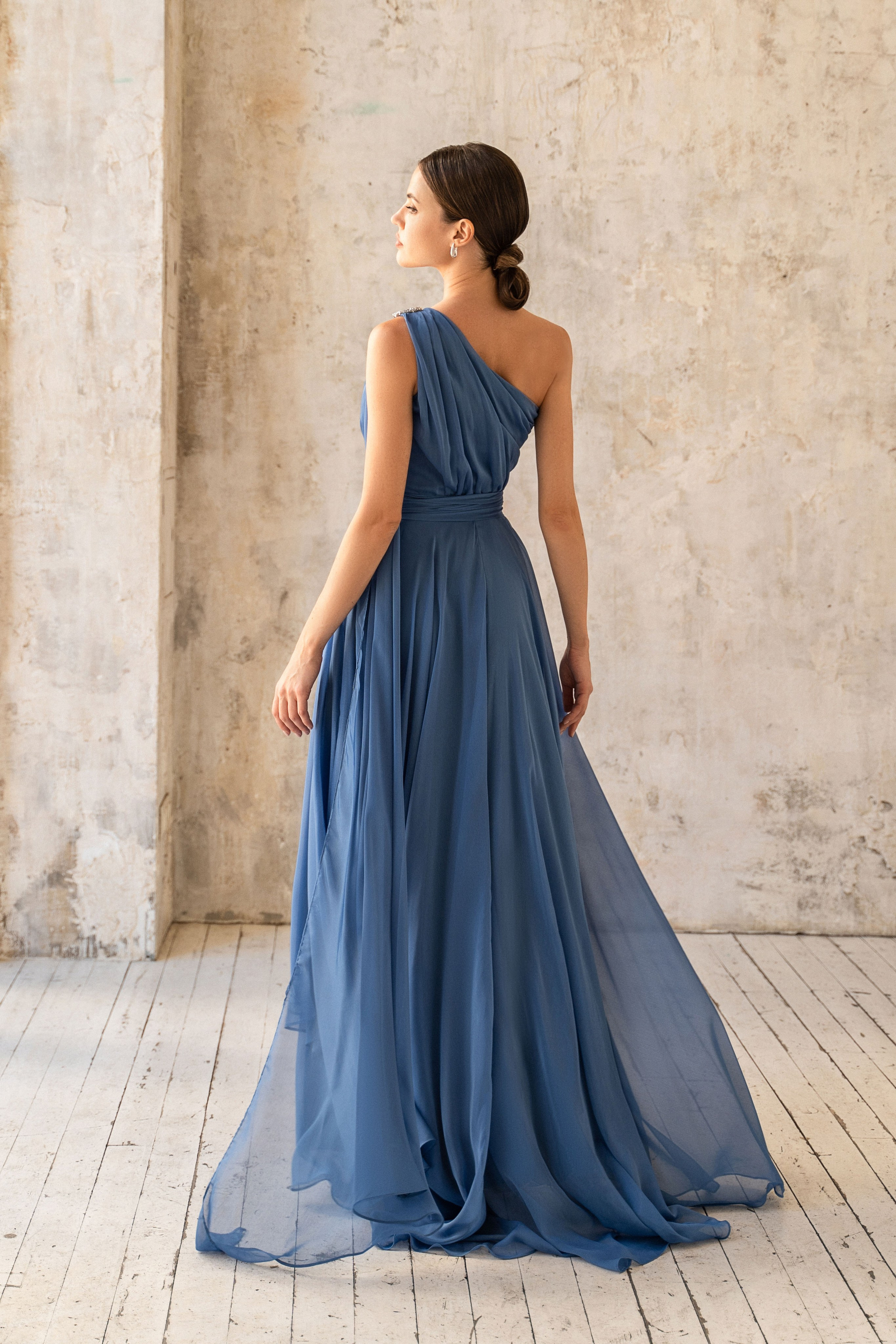 Съемка вечерних платьев DIAFANO с Ксенией. Свадебный и портретный фотограф Клипа Максим