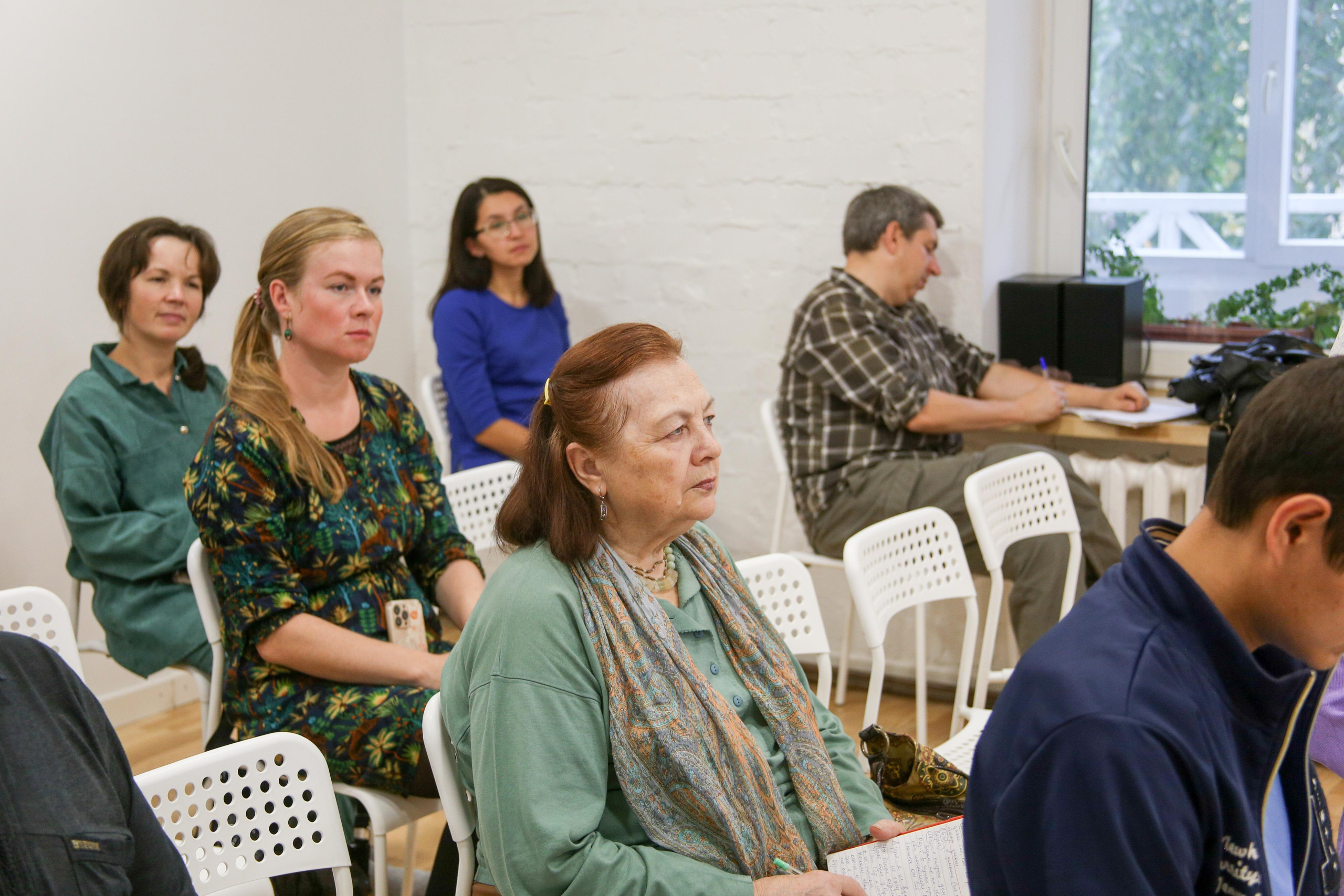 Вечер в благости. Репортаж. Фотограф в Перми. Фотограф Пермь. Фотосессия в фотостудии Перми и на свежем воздухе