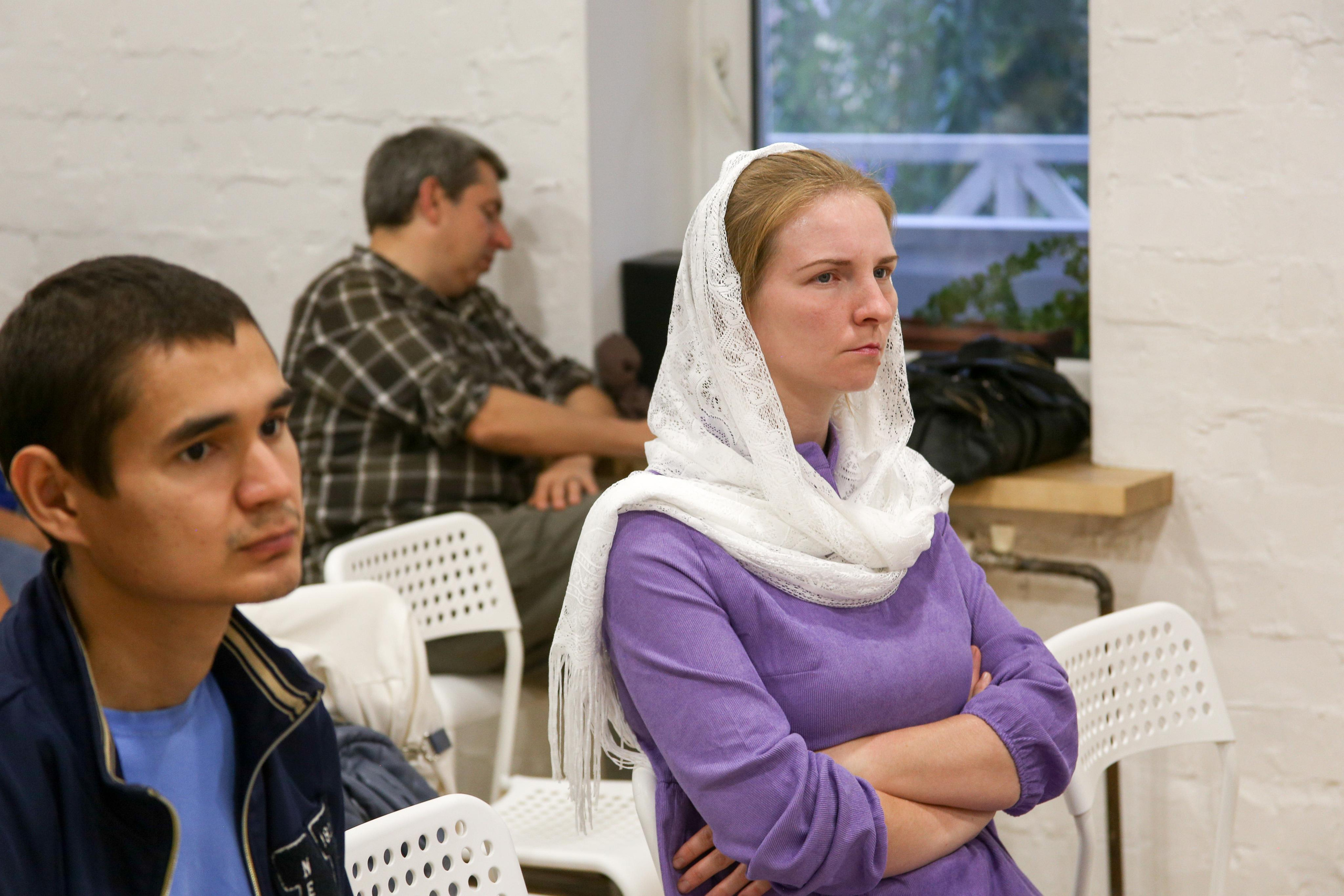Вечер в благости. Репортаж. Фотограф в Перми. Фотограф Пермь. Фотосессия в фотостудии Перми и на свежем воздухе