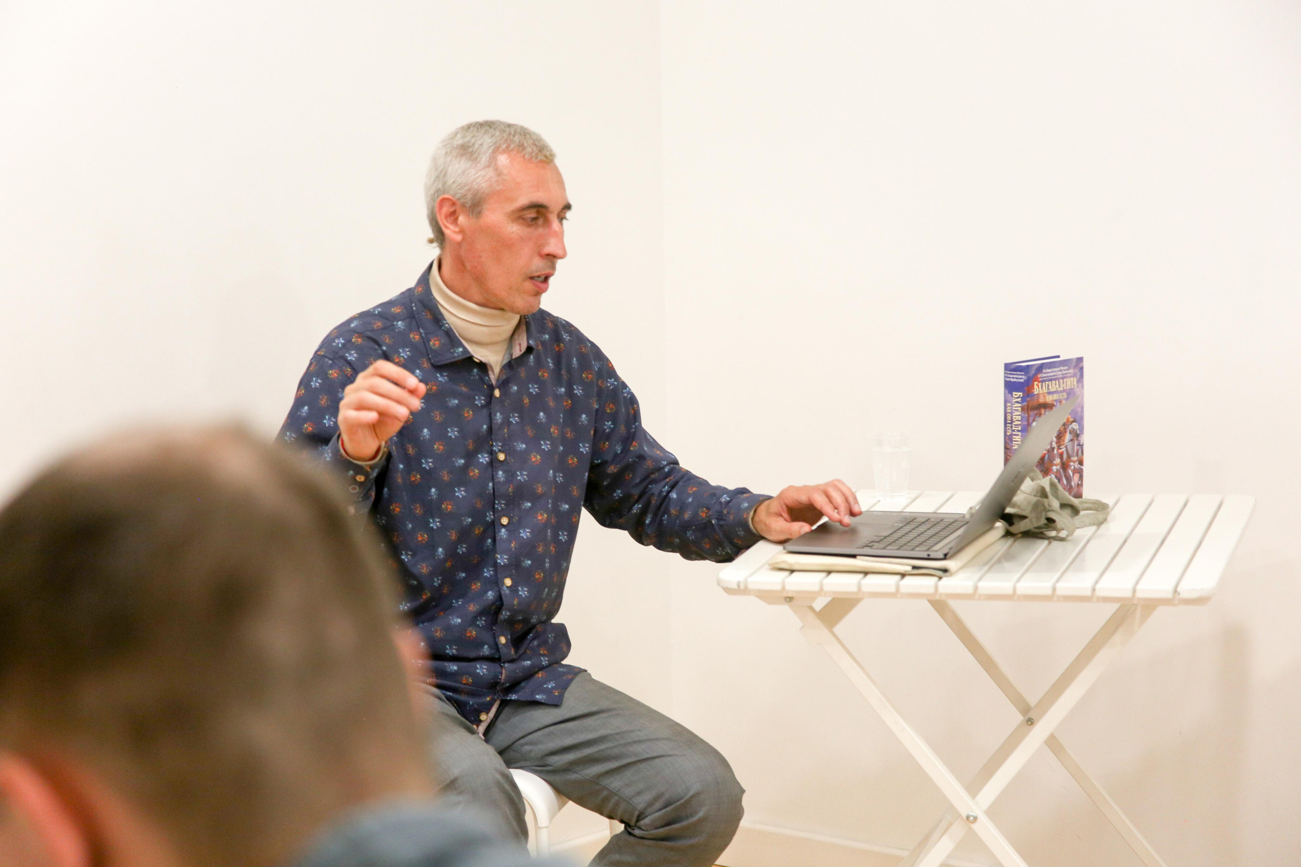 Вечер в благости. Репортаж. Фотограф в Перми. Фотограф Пермь. Фотосессия в фотостудии Перми и на свежем воздухе