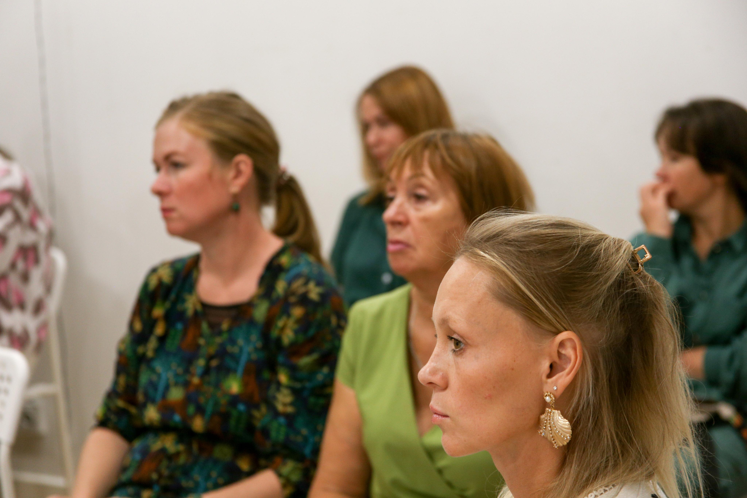 Вечер в благости. Репортаж. Фотограф в Перми. Фотограф Пермь. Фотосессия в фотостудии Перми и на свежем воздухе