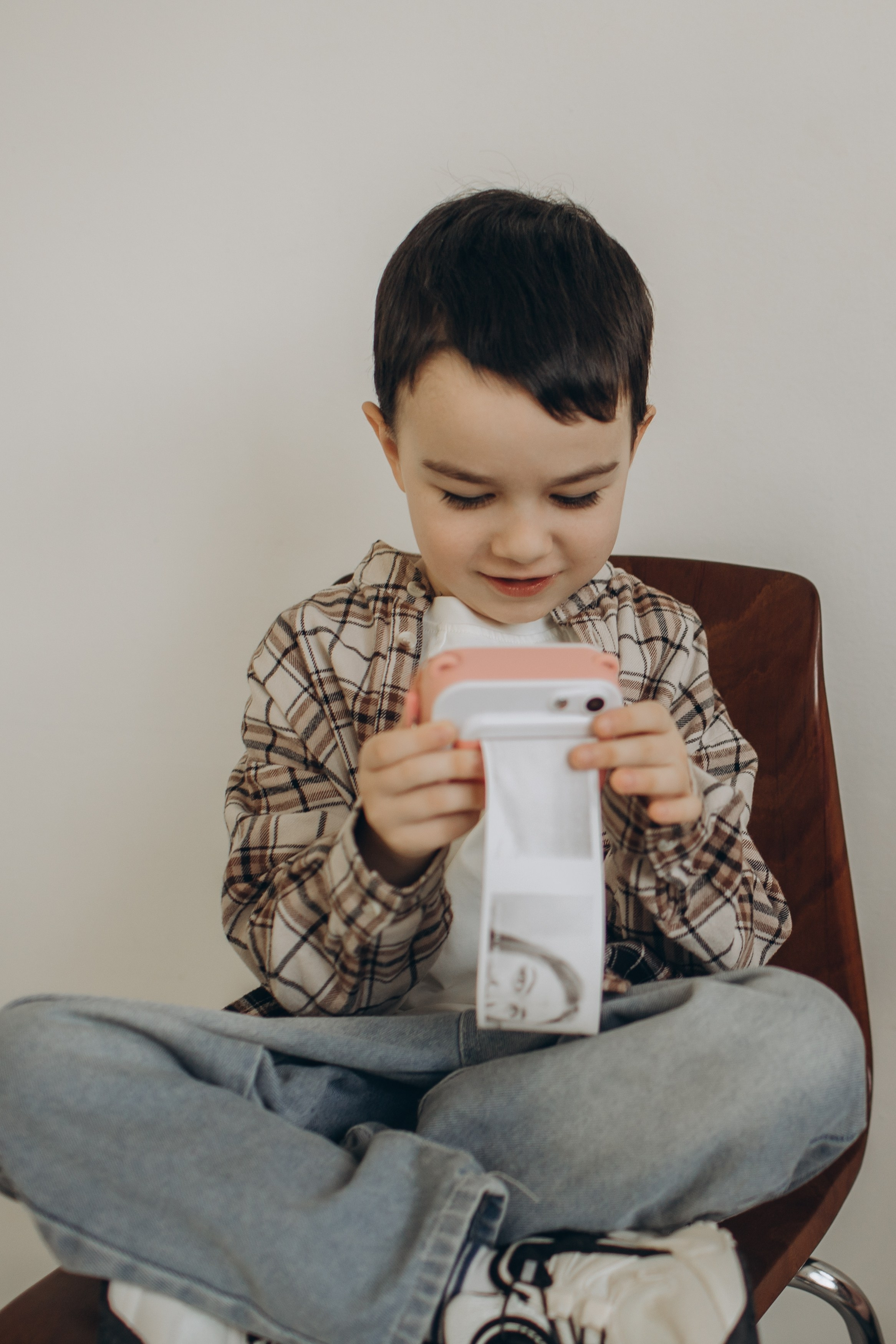 Фотосессия с попкорном фотосессия мама и сын. Фотограф Владимир Москва