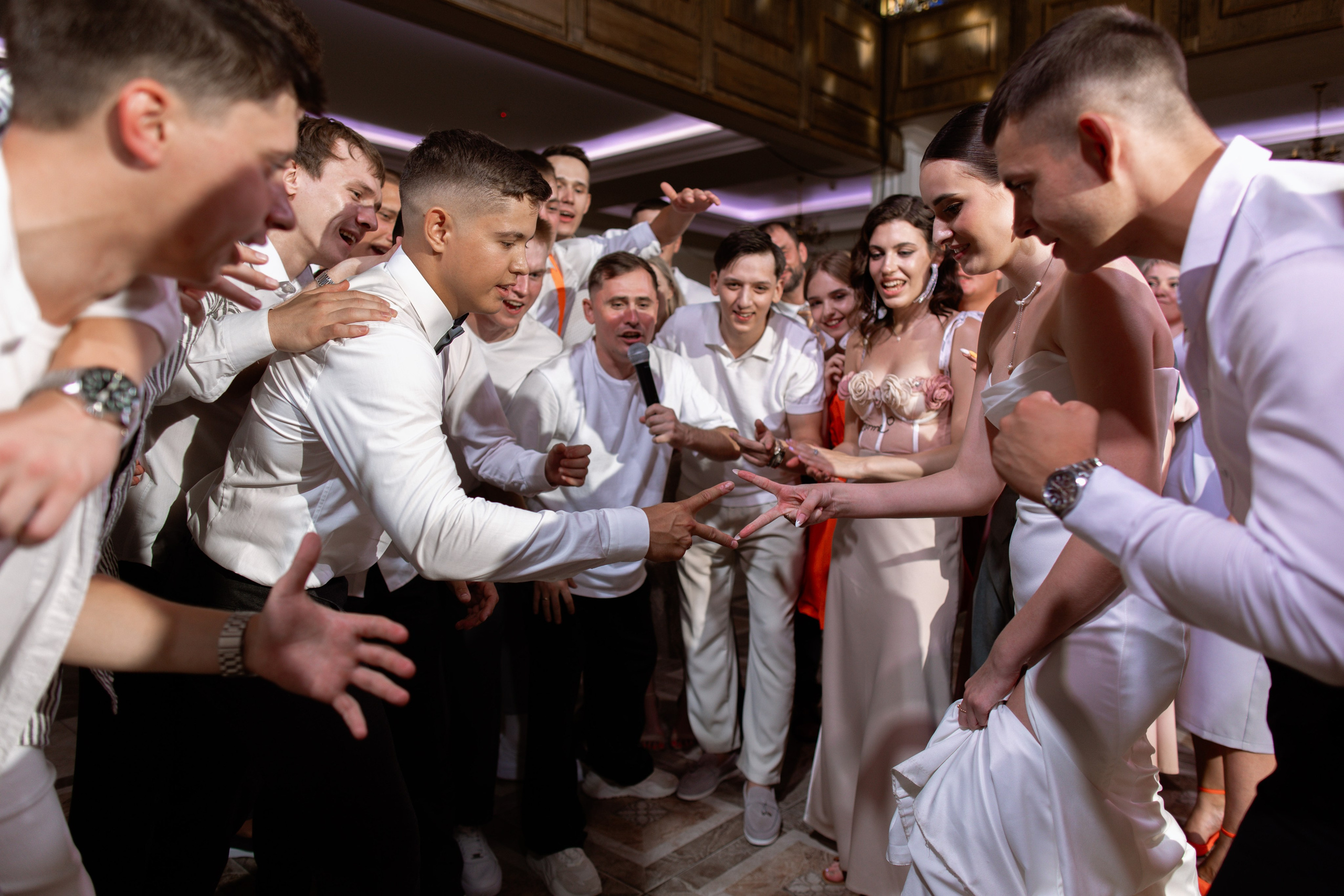 LoveLand: свадьба в тёплых оттенках 🧡. Свадебный фотограф Елена Рубцова