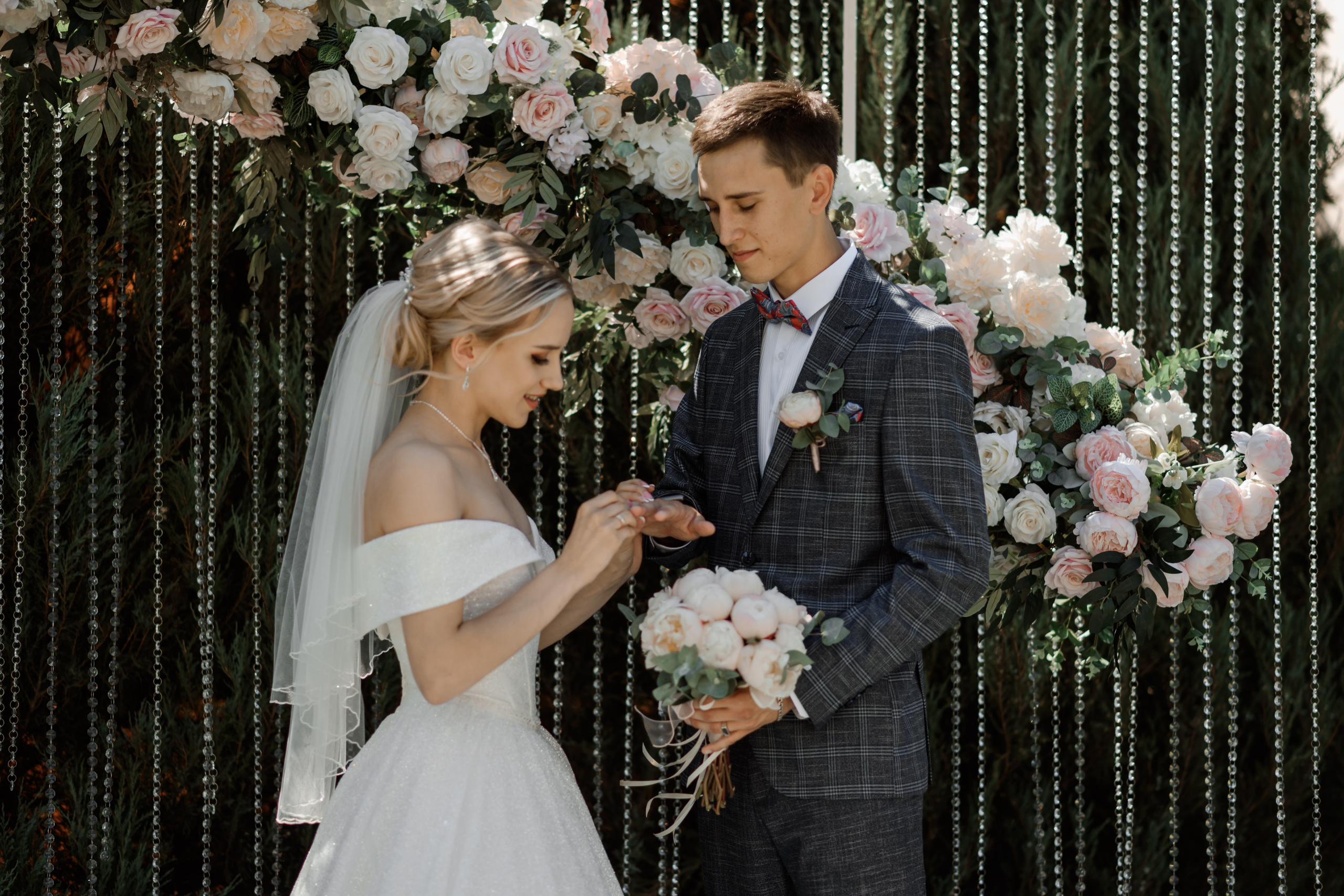 B & A. Свадебный фотограф в г. Астрахань. Так же выезжаю в другие города