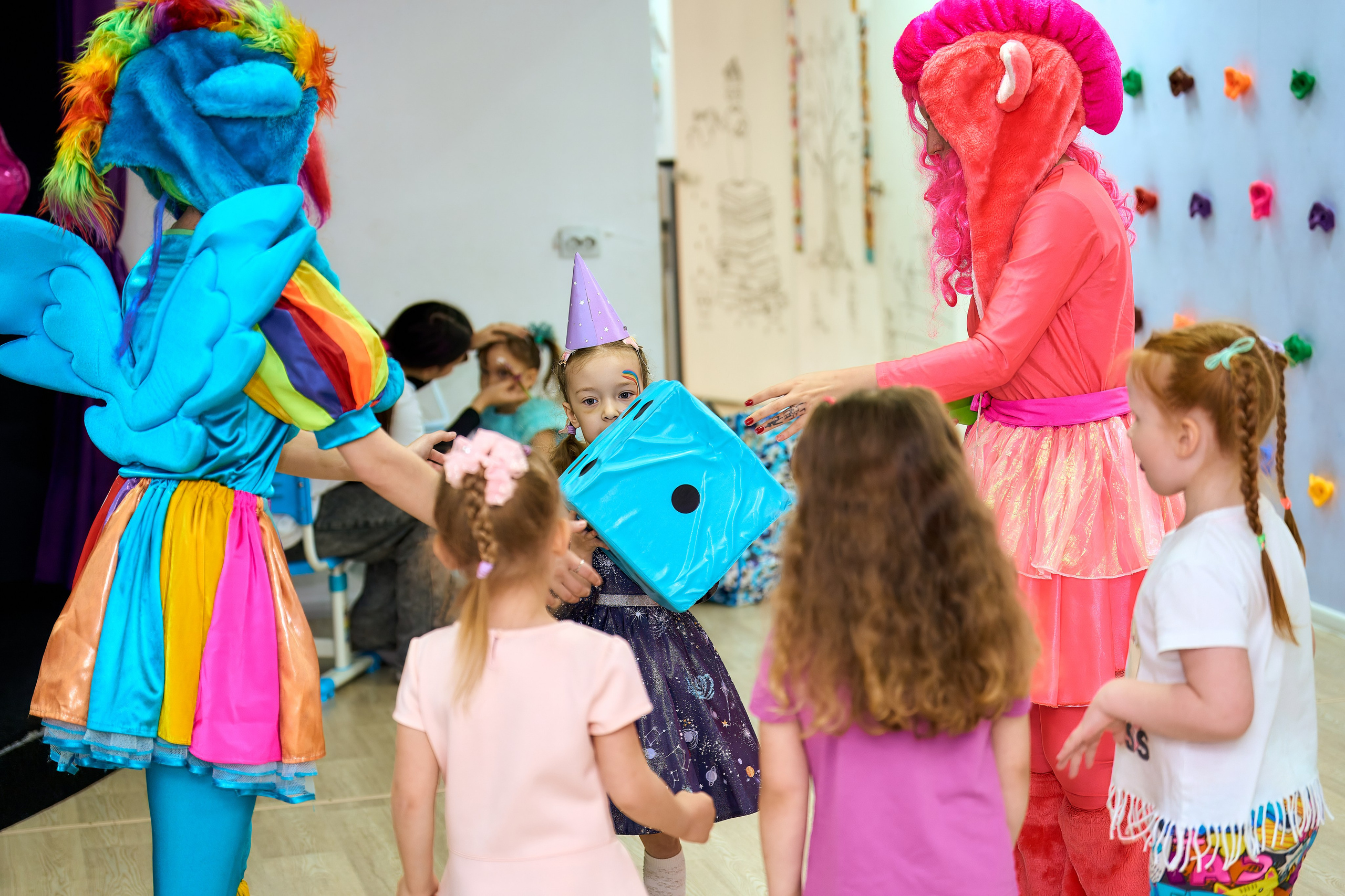 Универик. Фотограф на любой праздник в Южно-Сахалинске