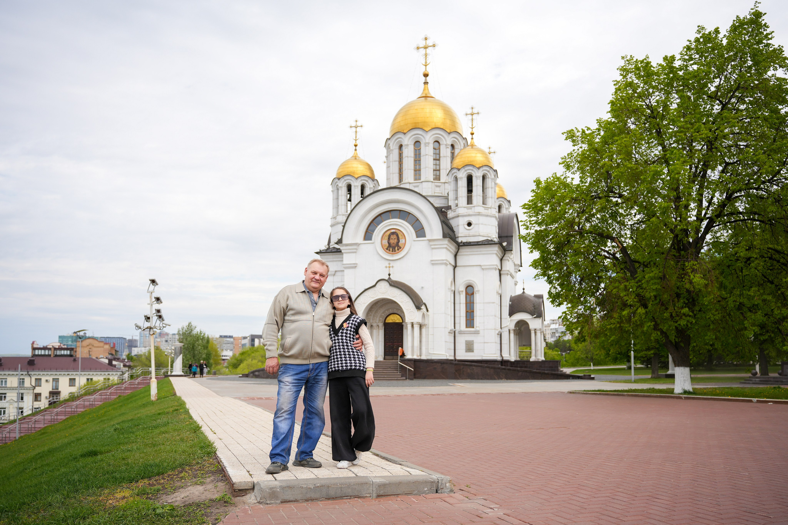 Девочка в большом городе. Семейный фотограф Владимир Просвиркин. г. Самара