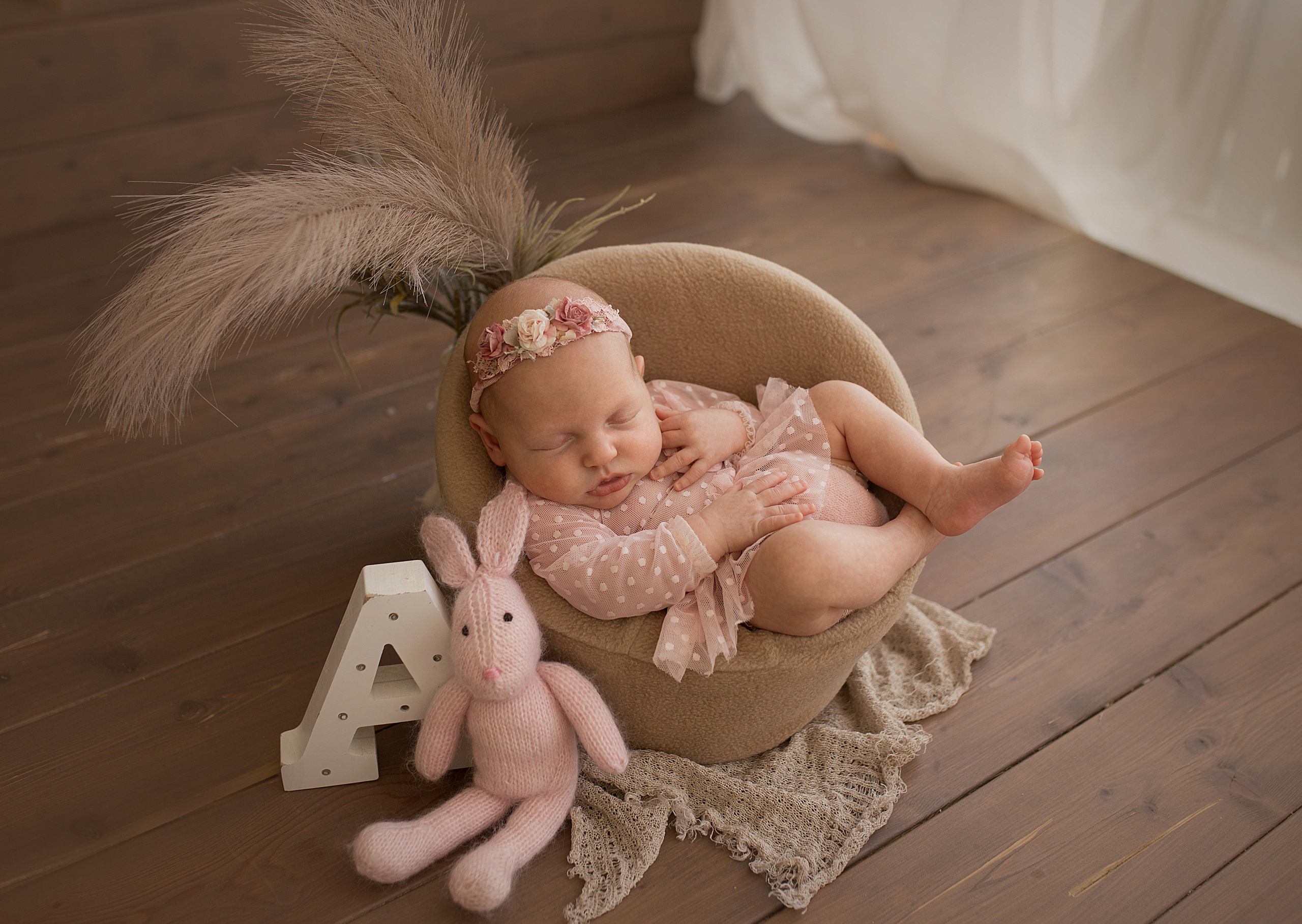 Фотосессия новорождённого. Фотограф новорождённых малышей и детский фотограф В Казани Лана Максим