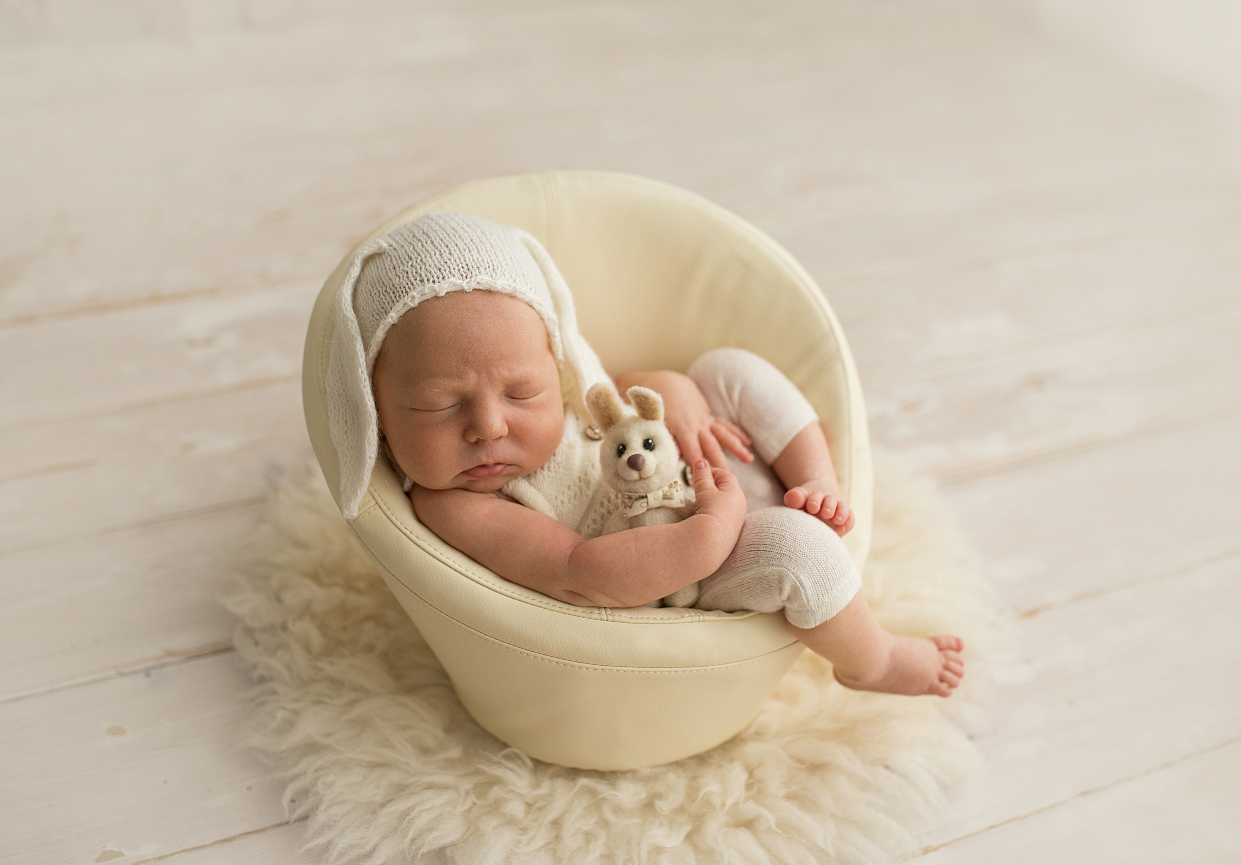 Фотосессия новорождённого. Фотограф новорождённых малышей и детский фотограф В Казани Лана Максим