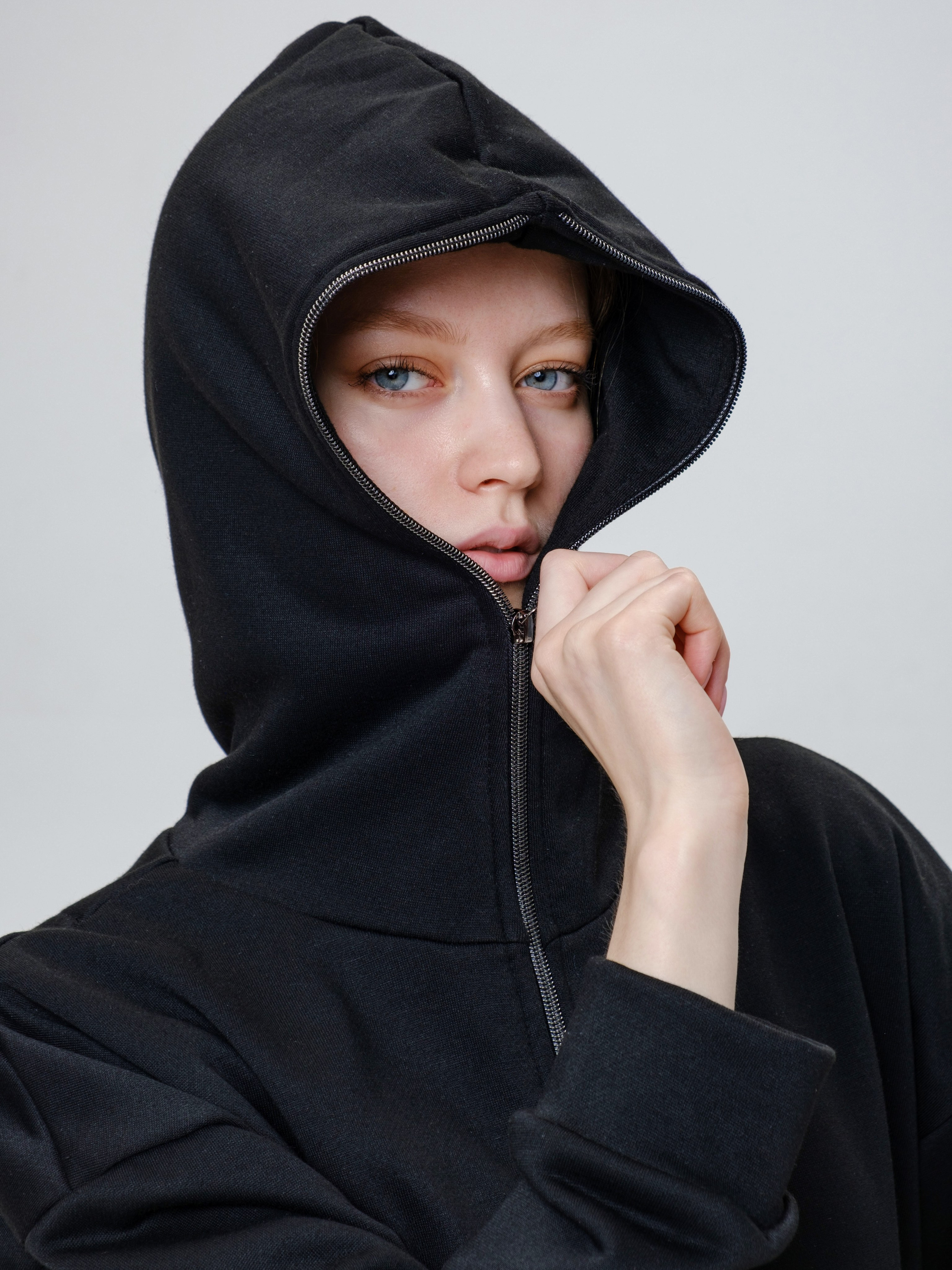 Каталог/лукбук. Контент-фотограф и видеограф в Перми