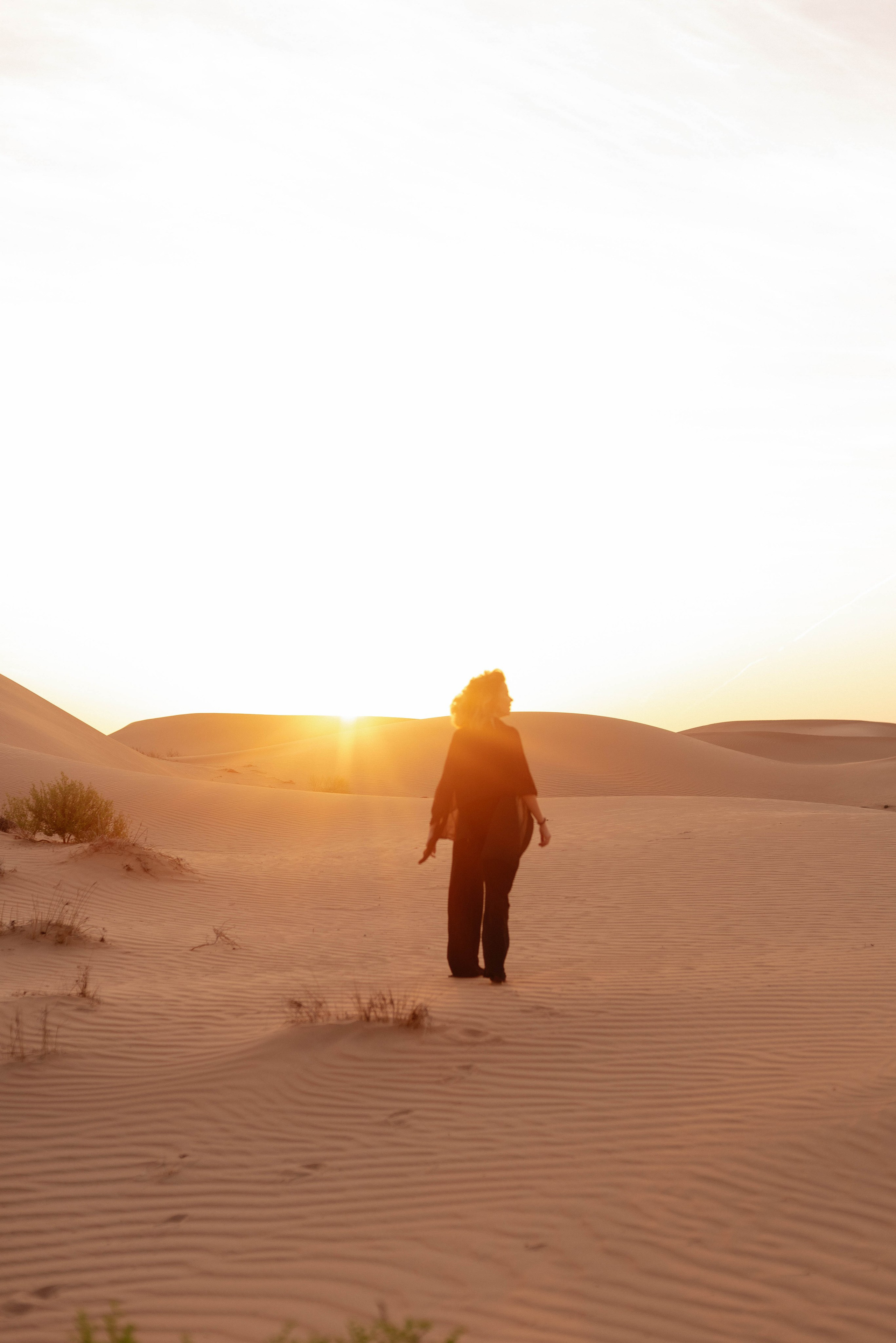 Наташа в пустыне 22 год. Фотограф и видеограф в Москве и Абу Даби Мария Кулагина