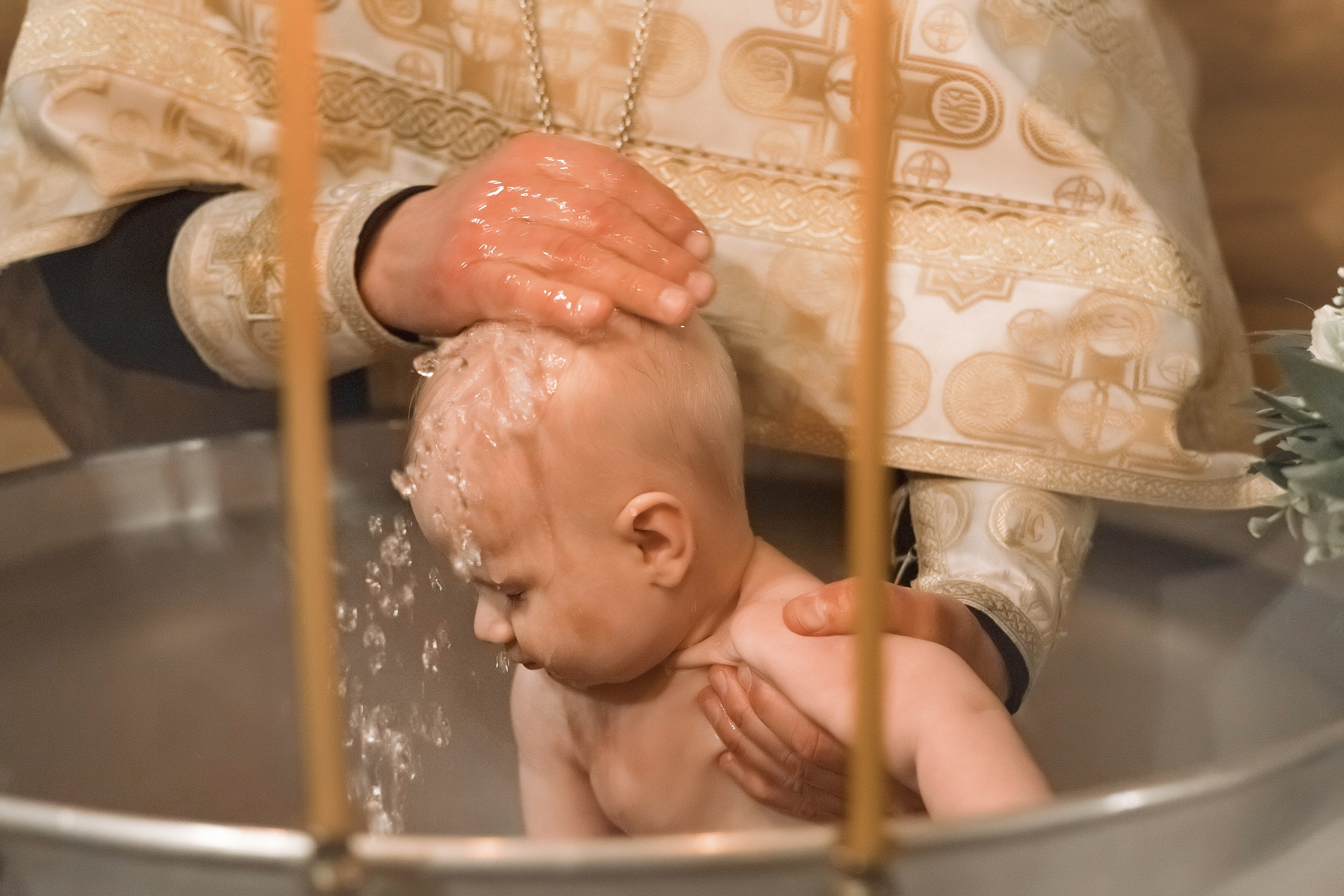 Художественная съемка Таинства крещения в Пятигорске. Фотограф на крещение Пятигорск. фотограф Таинств Крестины Анна: 8(928)307-37-21