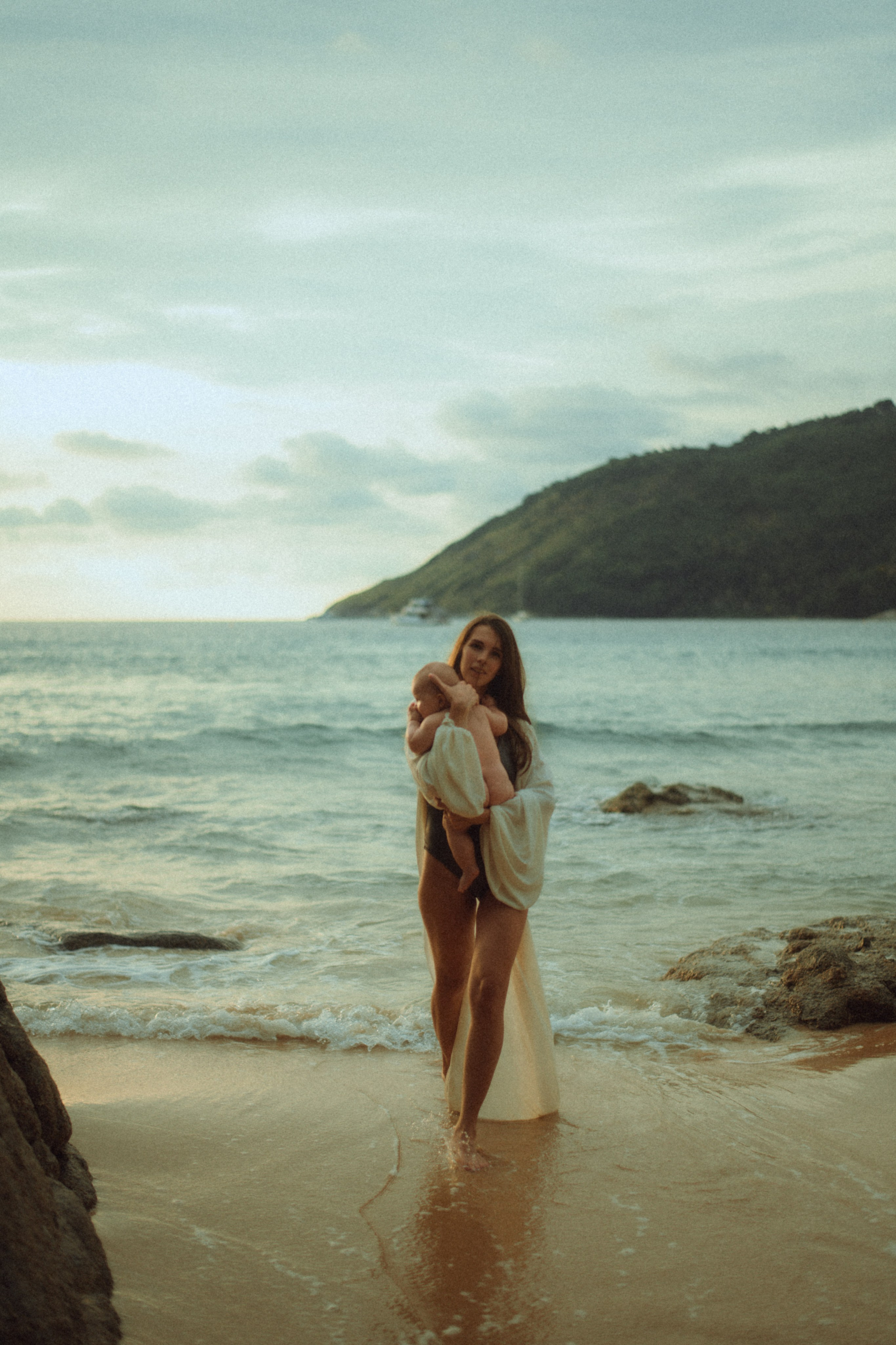Мама и малыш море. Фотограф и Видеограф Анапа, Новороссийск, Краснодар. Алина и Женя