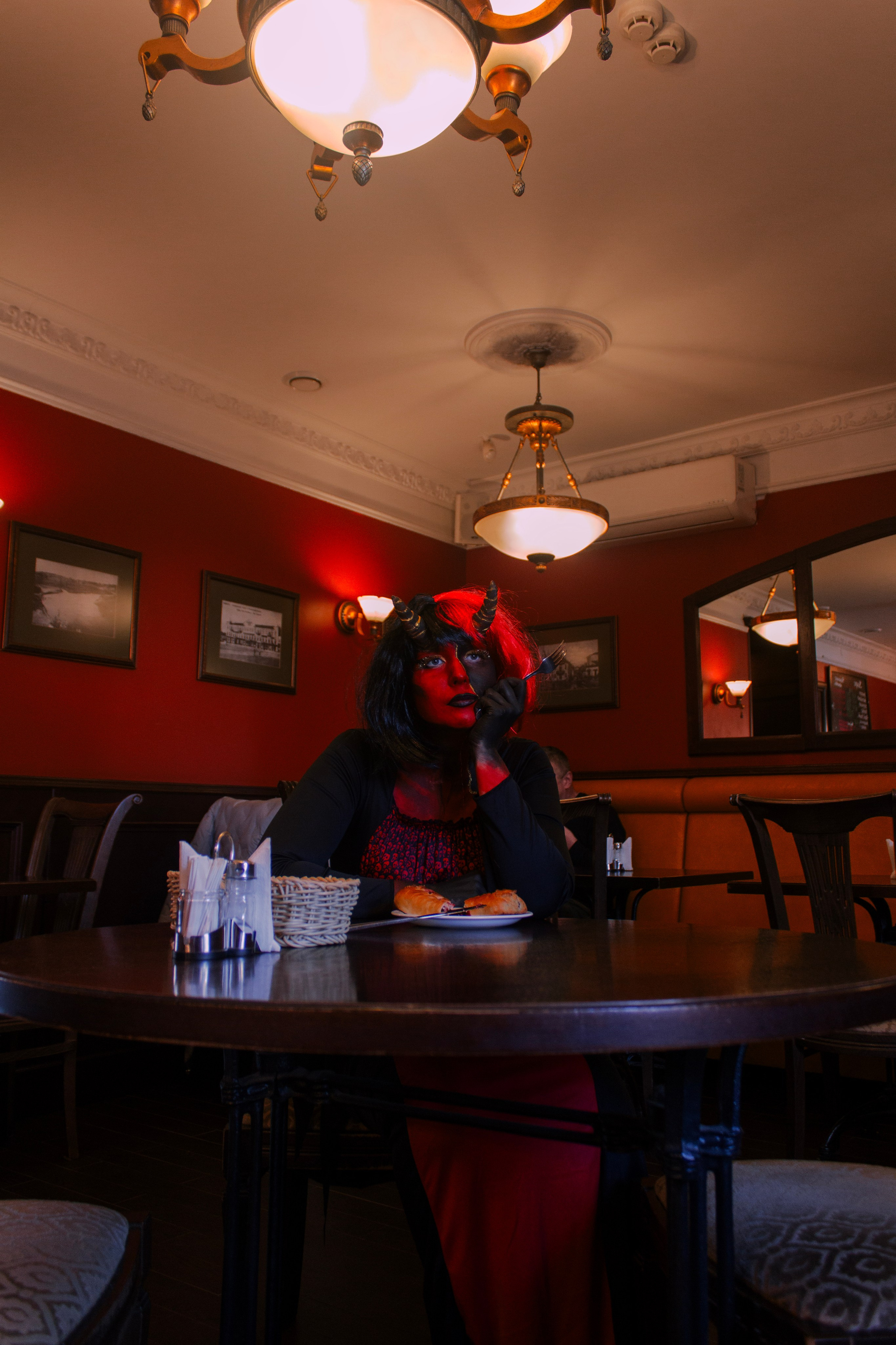 Оборотная сторона хрупкой женской силы