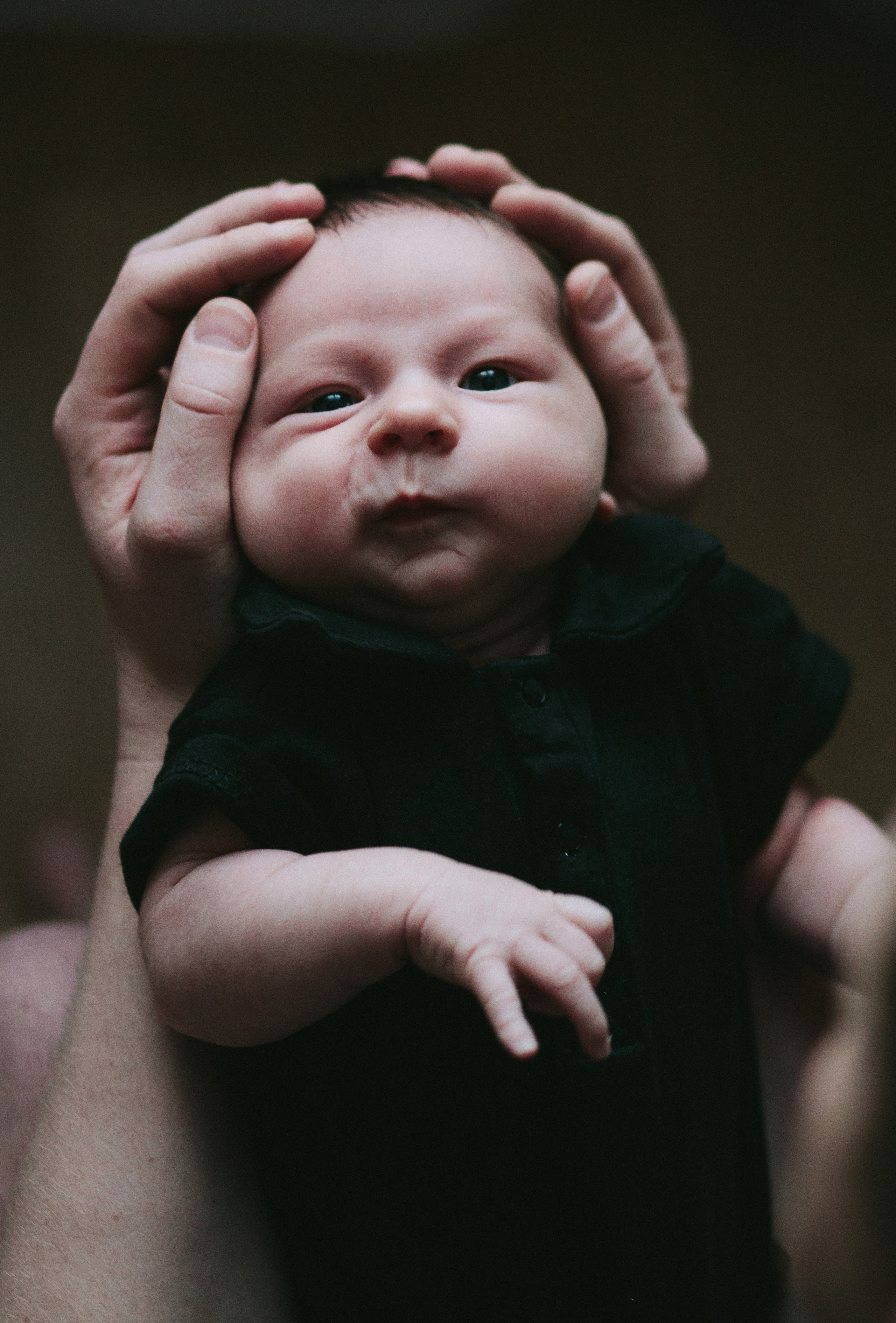 Фотосъёмка дома в чёрной одежде. Forteens Выпускные альбомы в Нижнем Новгороде