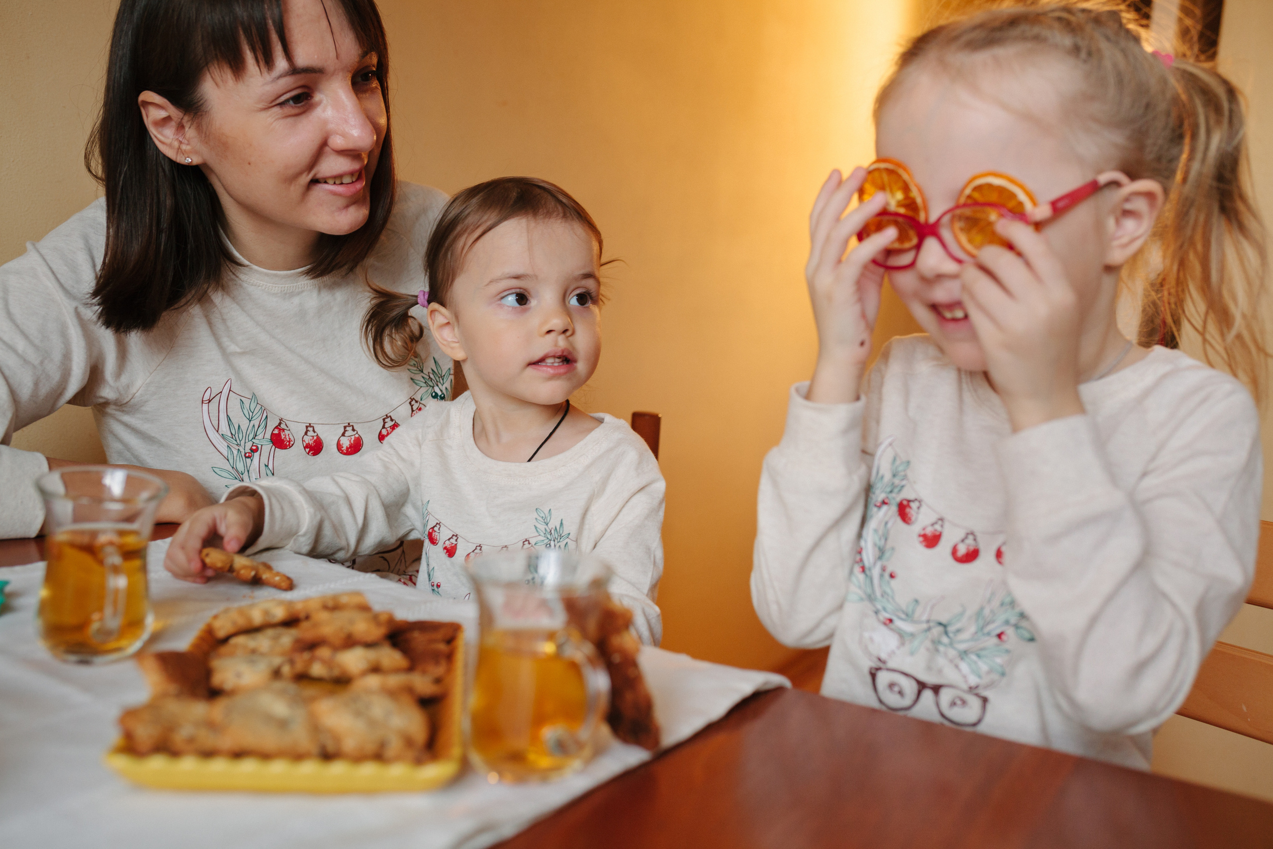 Мама с дочками. Forteens Выпускные альбомы в Нижнем Новгороде