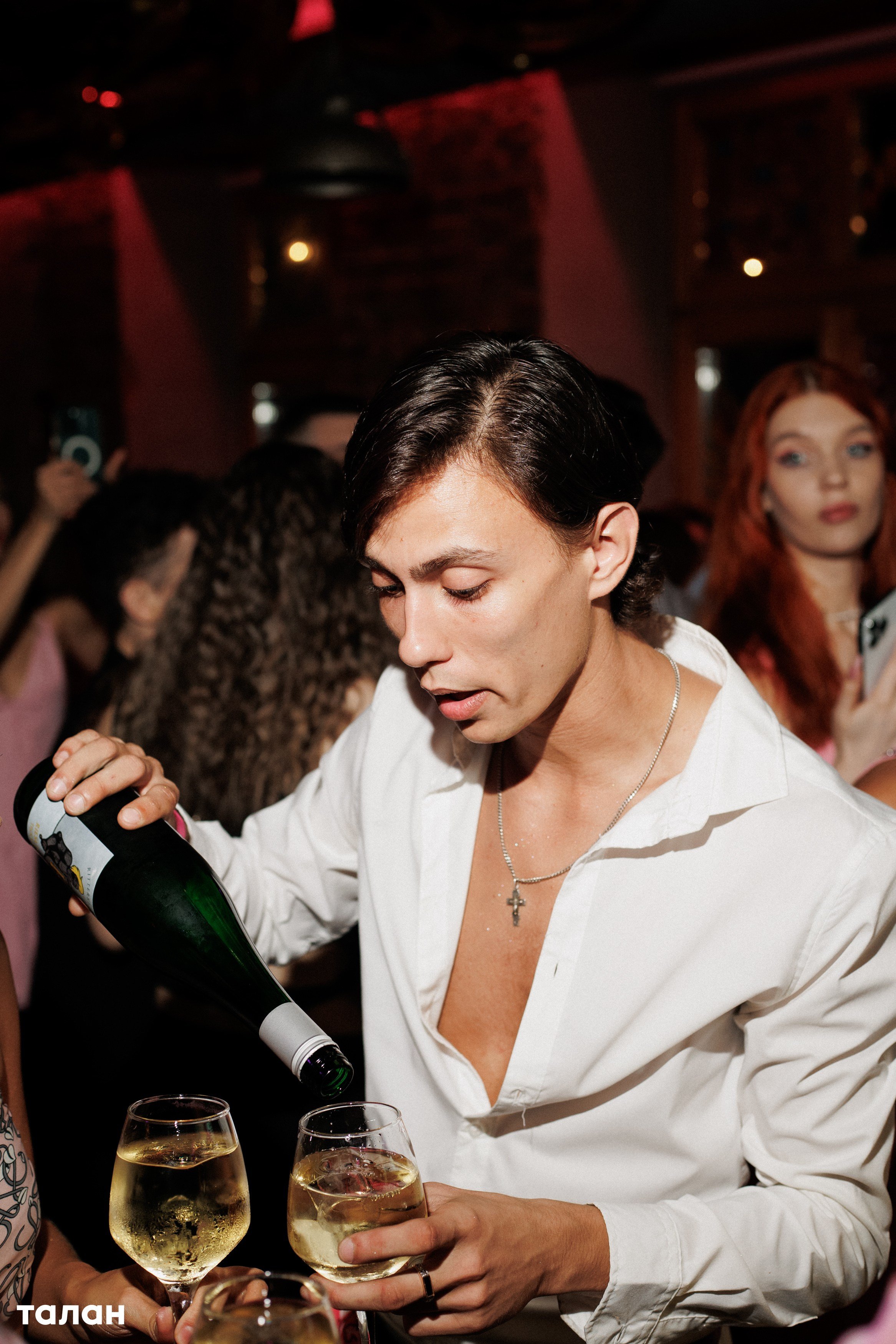 ВИНОТЕКА [бар+магаз] — BIRTHDAY PARTY. СВОИ. ФОТООТЧЕТЫ-СОБЫТИЯ-МЕСТА