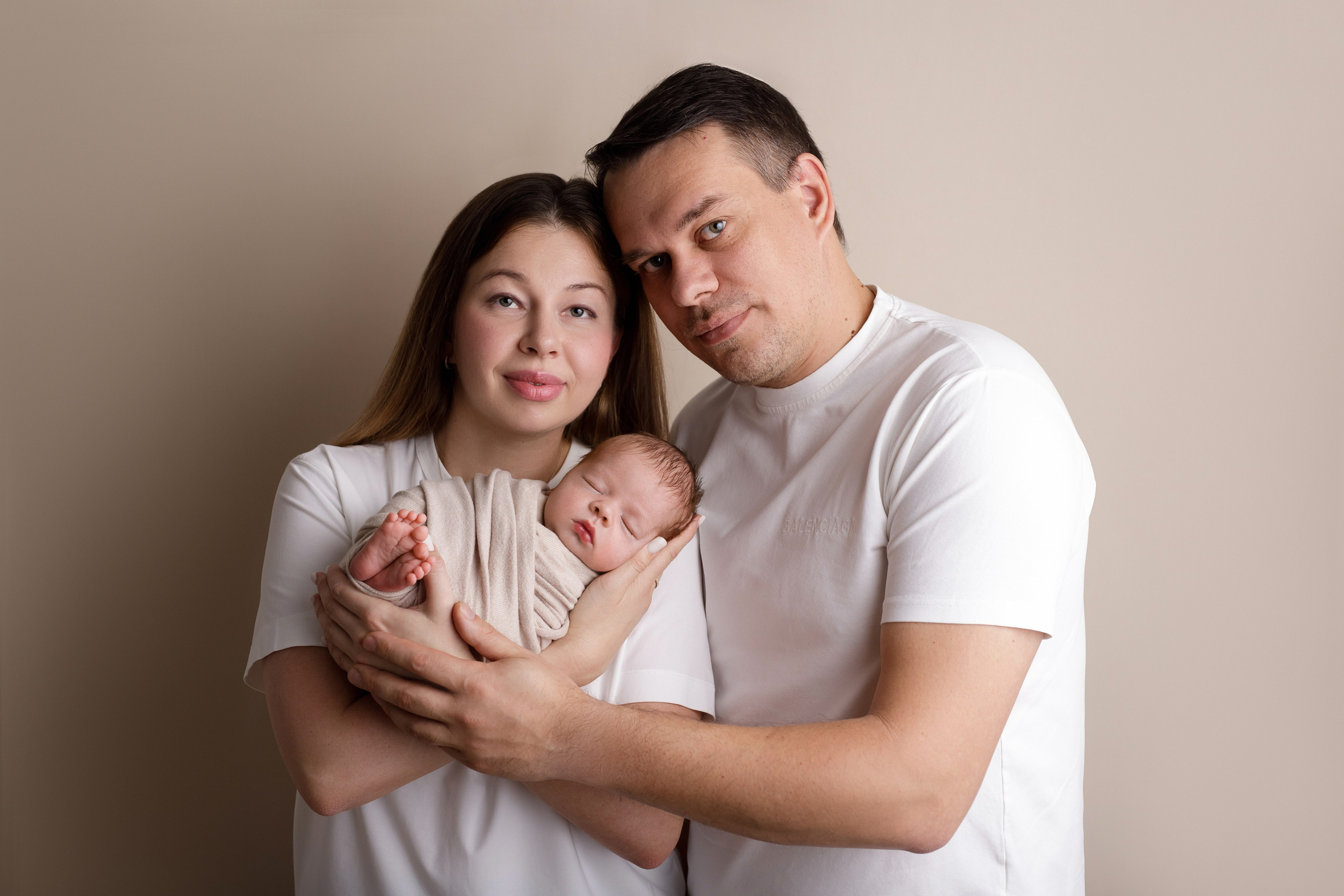 Семейные кадры newborn. Фотограф новорожденных в Ярославле Ольга Зимина