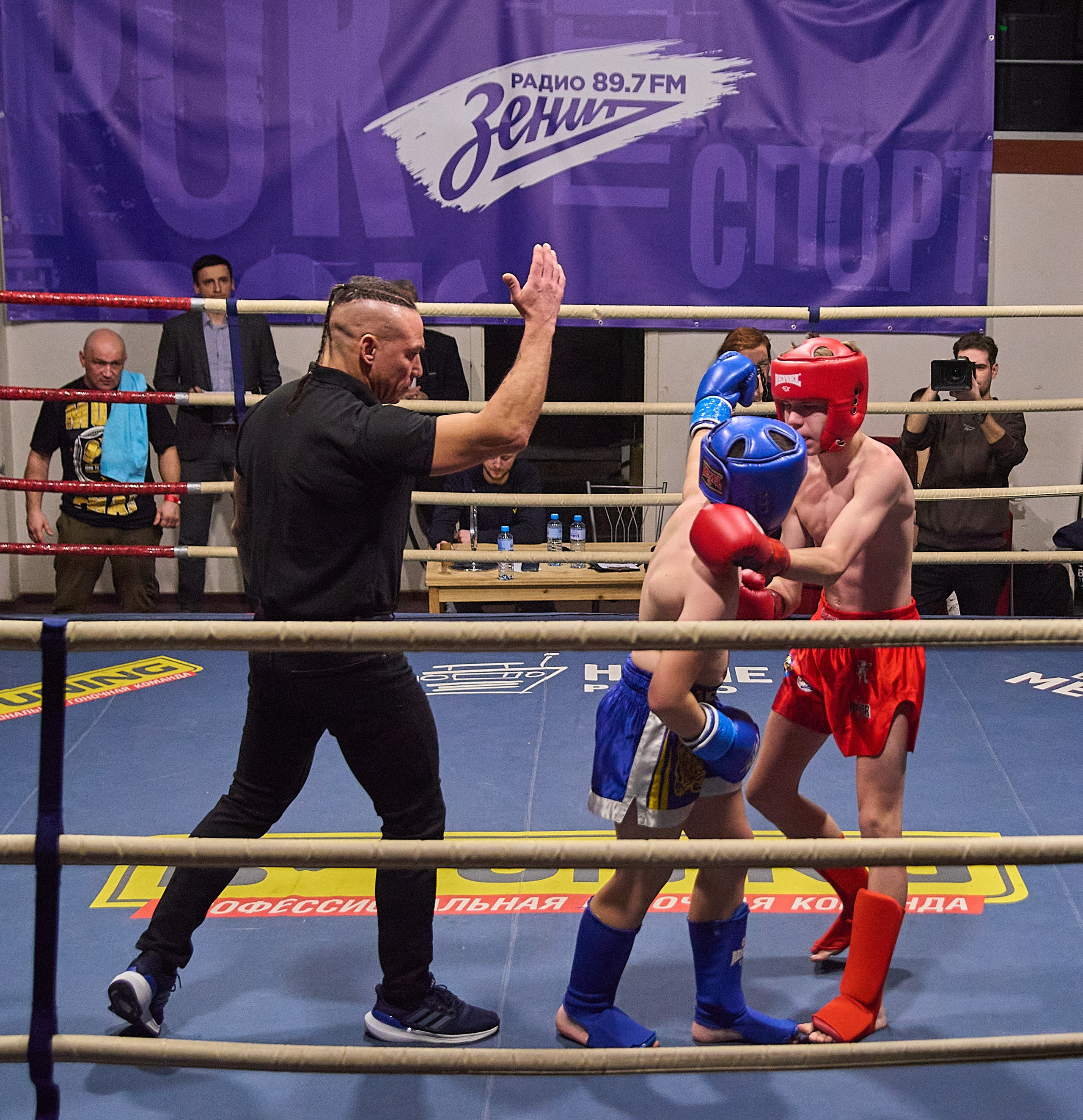 «Ультиматум удара» — бокс. Профессиональный спортивный фотограф в Санкт-Петербурге