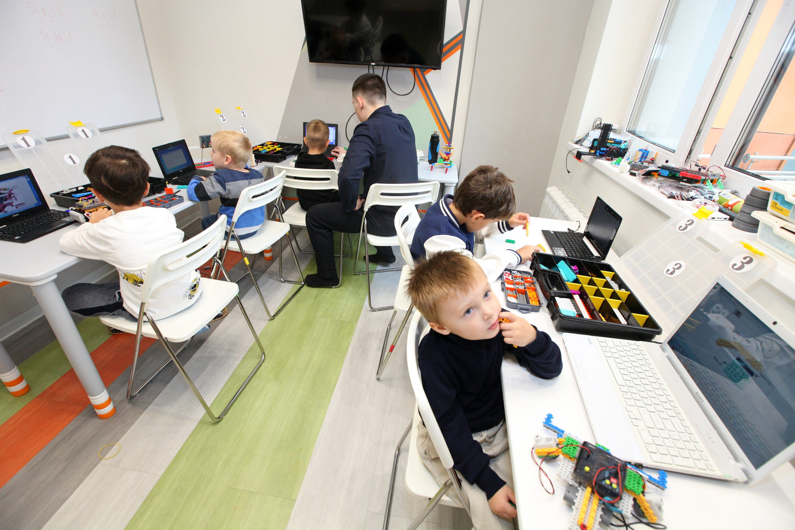 День открытых дверей в Академии ITEC 16.09.2023. Профессиональный фотограф в Москве Алёна Котова